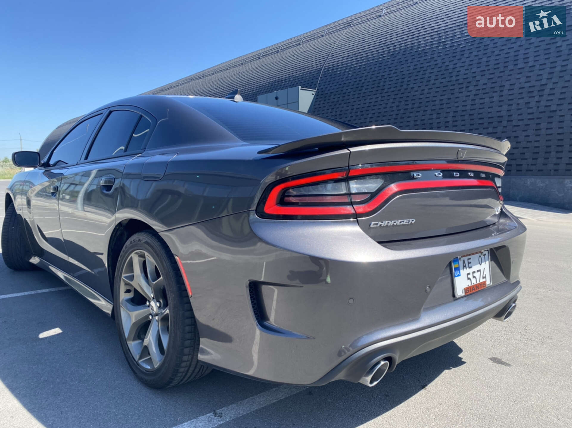 Dodge Charger 2019 VIN 2C3CDXCT6KH598002 фото оголошення 5 з 5