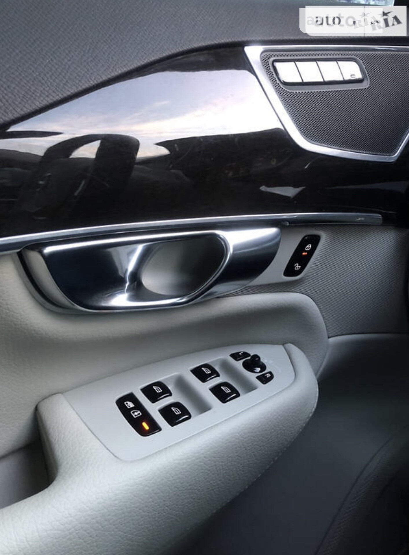 Volvo XC90 2019 VIN YV4102PK1K1489090 фото оголошення 18 з 22