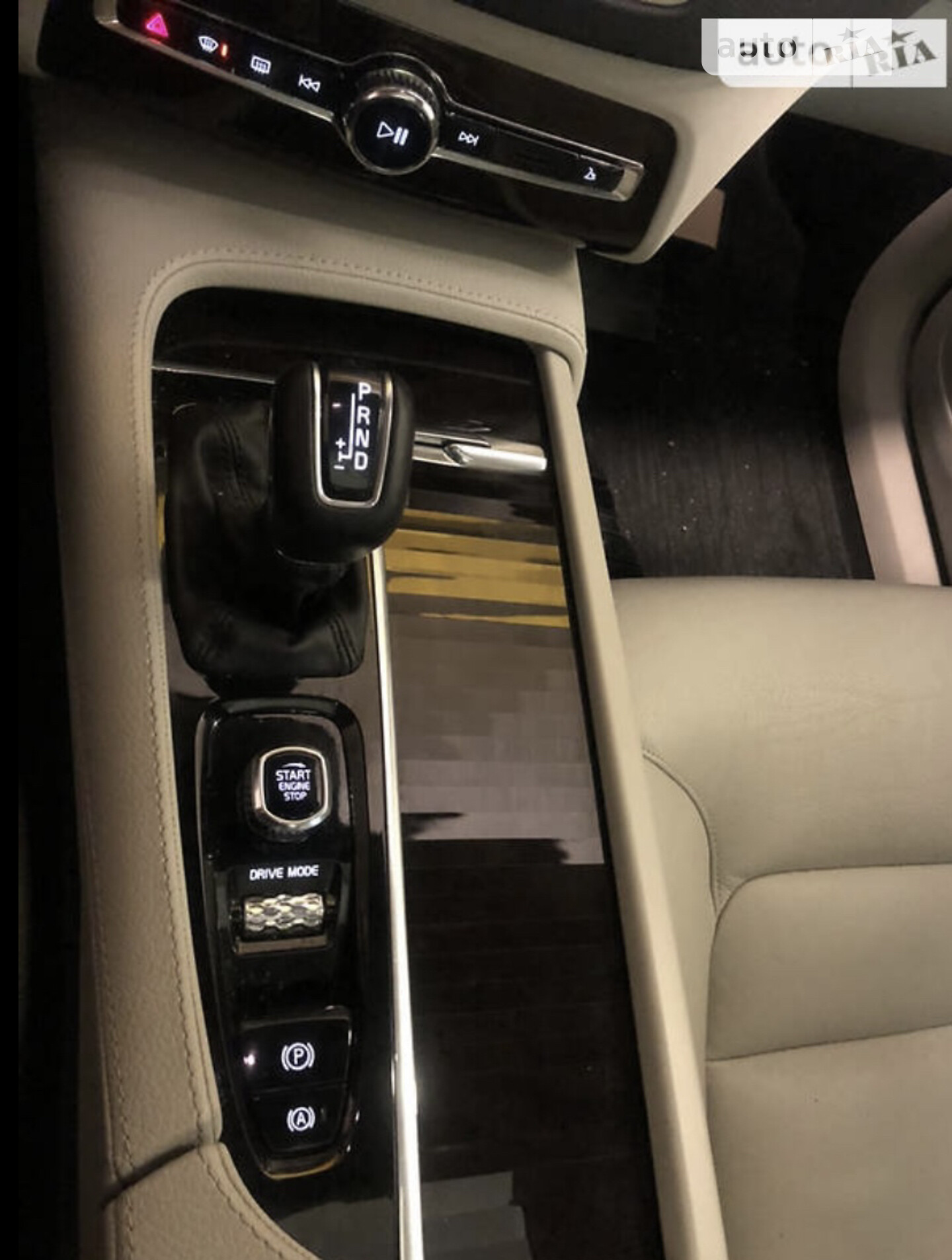 Volvo XC90 2019 VIN YV4102PK1K1489090 фото оголошення 19 з 22