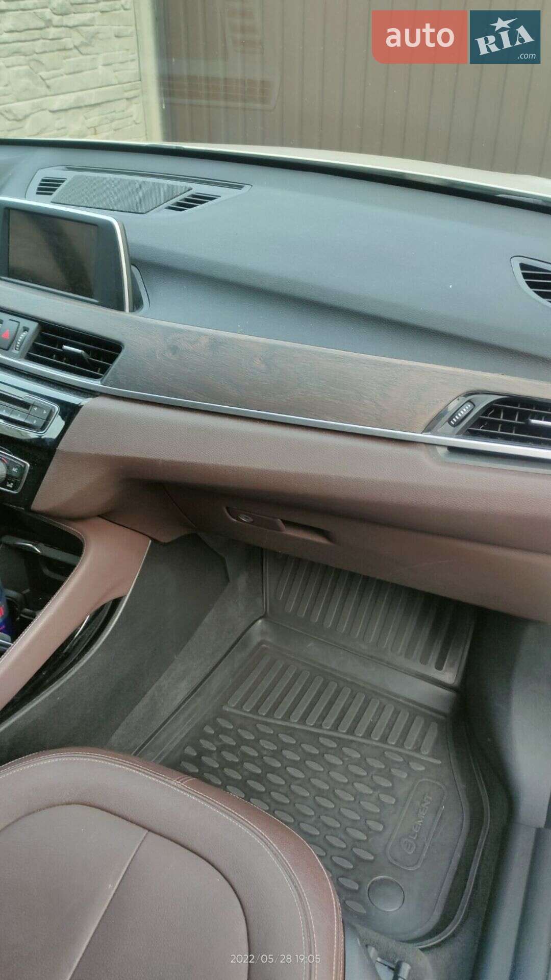 BMW X1 2016 VIN WBXHT3C33G5E48723 фото оголошення 2 з 15