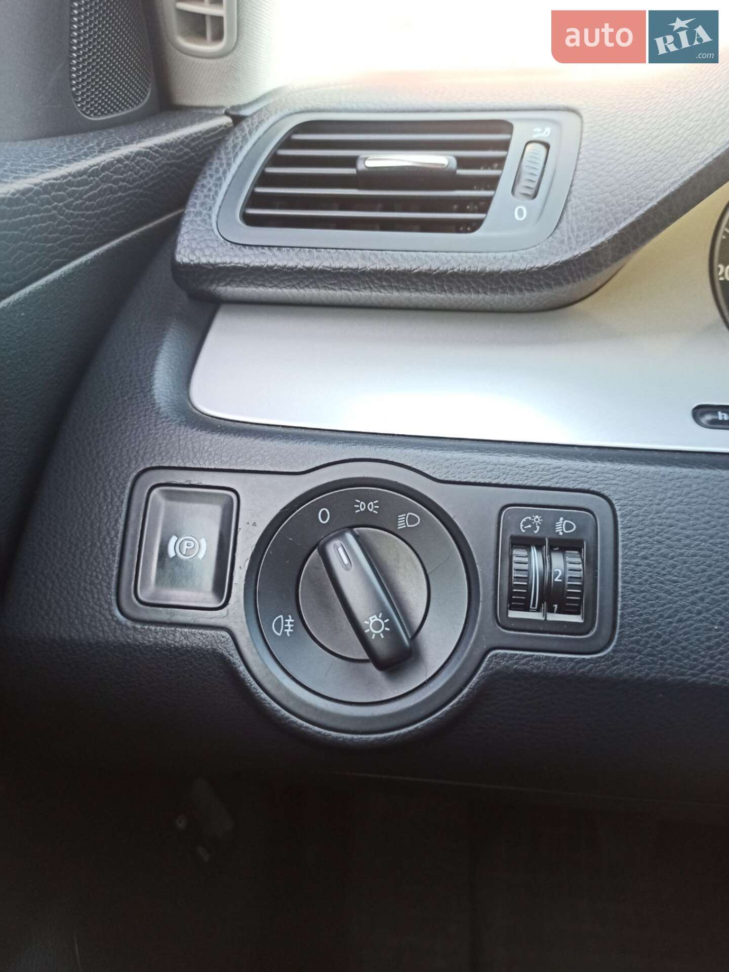 Volkswagen Passat 2007 VIN WVWZZZ3CZ8E136292 фото оголошення 8 з 9