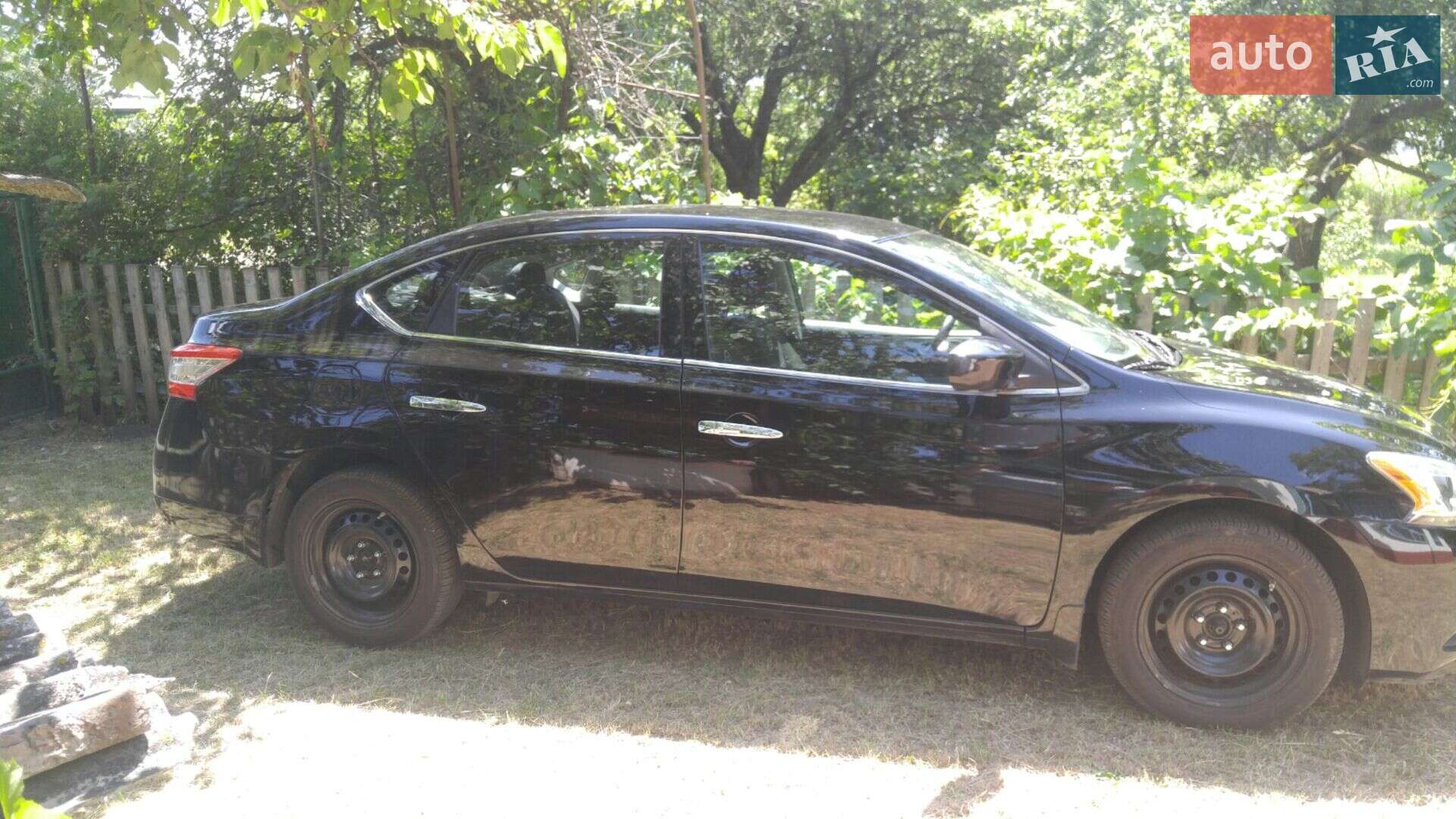 Nissan Sentra 2015 VIN 3N1AB7AP5FY243646 фото оголошення 18 з 19