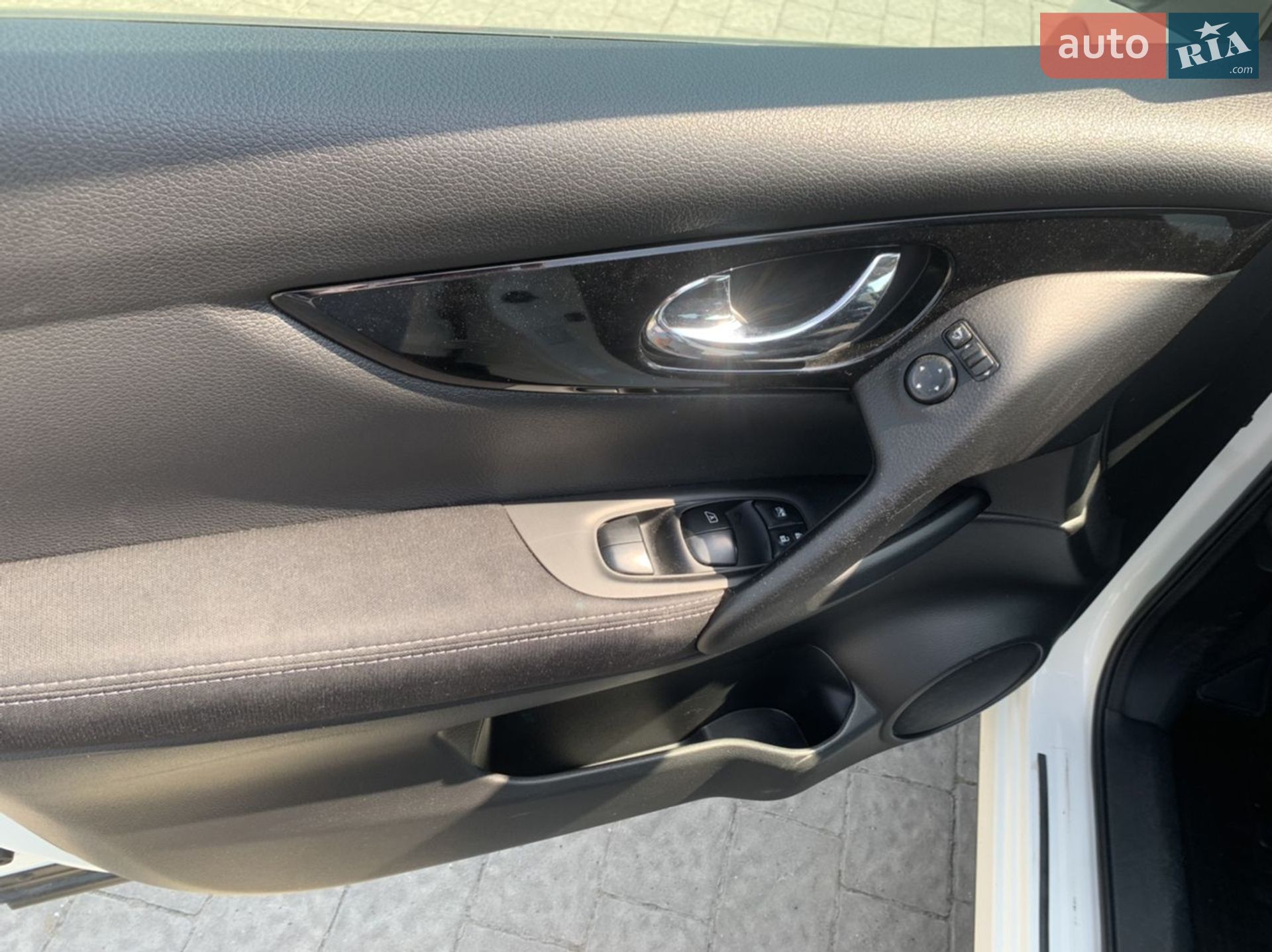 Nissan Qashqai 2014 VIN SJNFDAJ11U1085981 фото оголошення 14 з 19