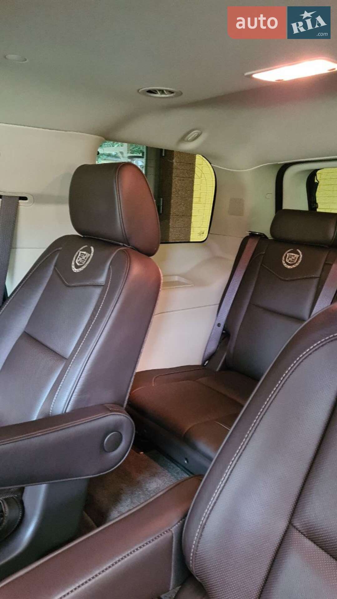 Cadillac Escalade 2013 VIN 1GYS4DEF9DR224770 фото оголошення 11 з 38