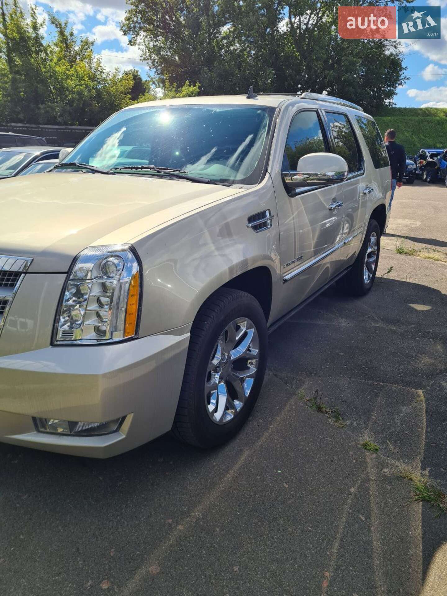 Cadillac Escalade 2013 VIN 1GYS4DEF9DR224770 фото оголошення 4 з 38