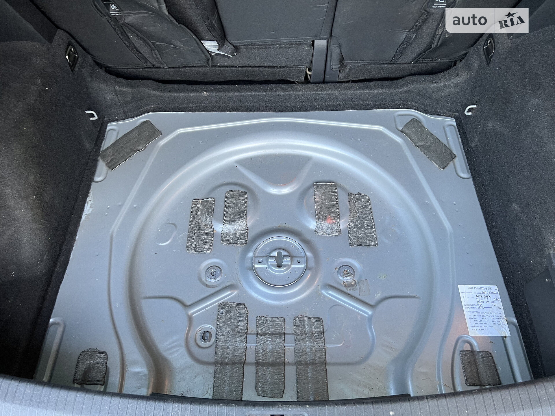Volkswagen Tiguan 2017 VIN WVGZZZ5NZJW863330 фото оголошення 10 з 18