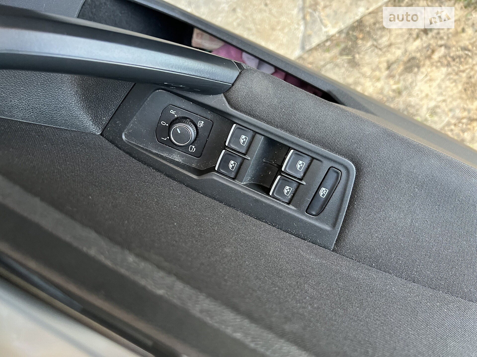 Volkswagen Tiguan 2017 VIN WVGZZZ5NZJW863330 фото оголошення 13 з 18