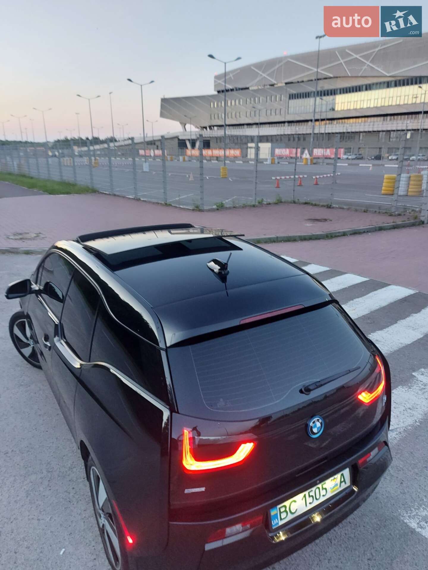 BMW I3 2017 VIN WBY1Z6C30HV548757 фото оголошення 4 з 31