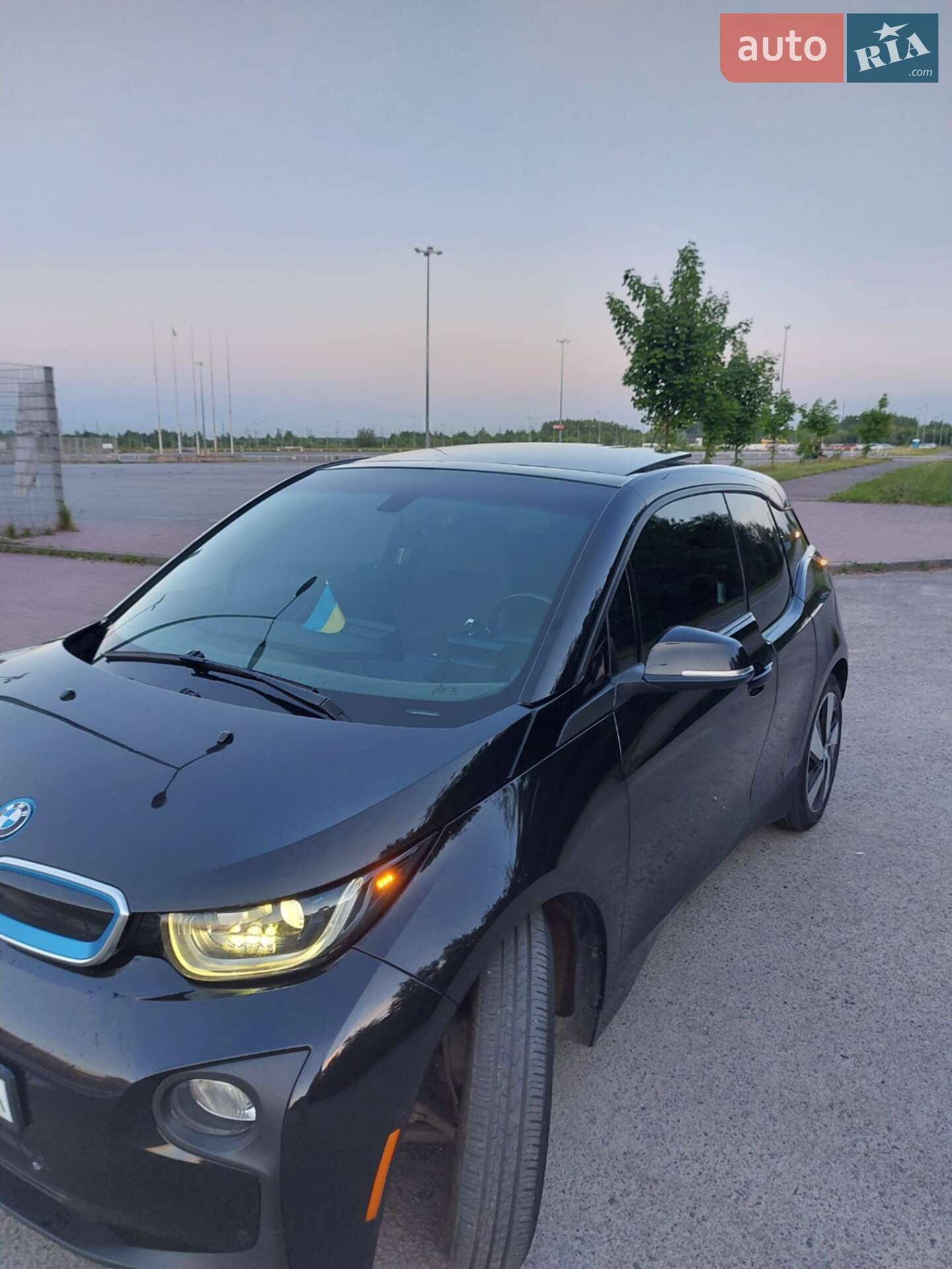 BMW I3 2017 VIN WBY1Z6C30HV548757 фото оголошення 24 з 31