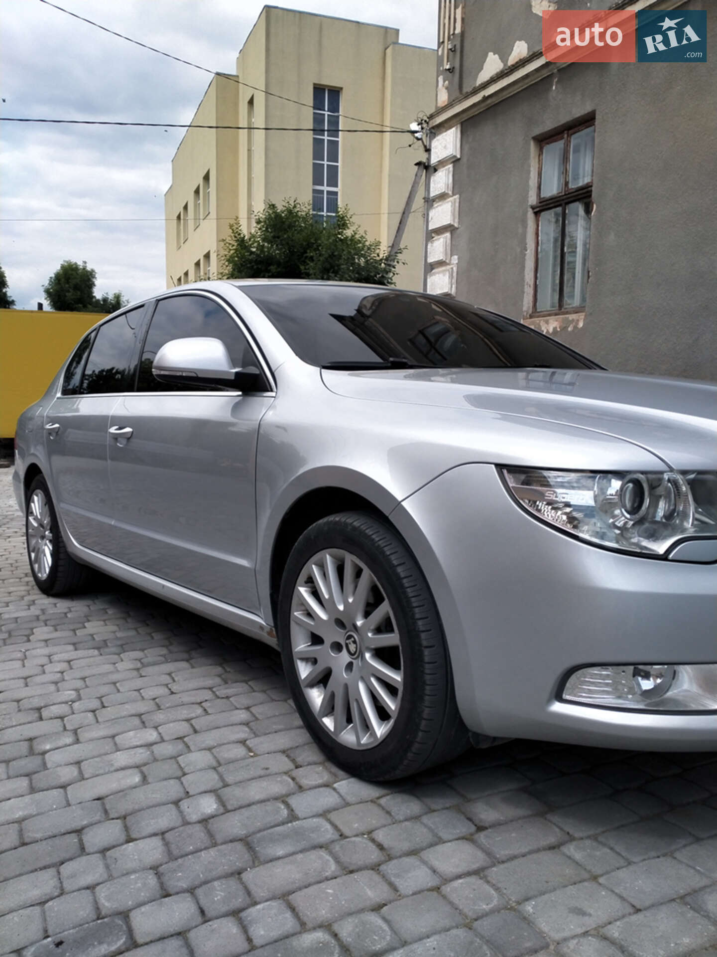Skoda Superb 2009 VIN TMBAD73T899034090 фото оголошення 4 з 8
