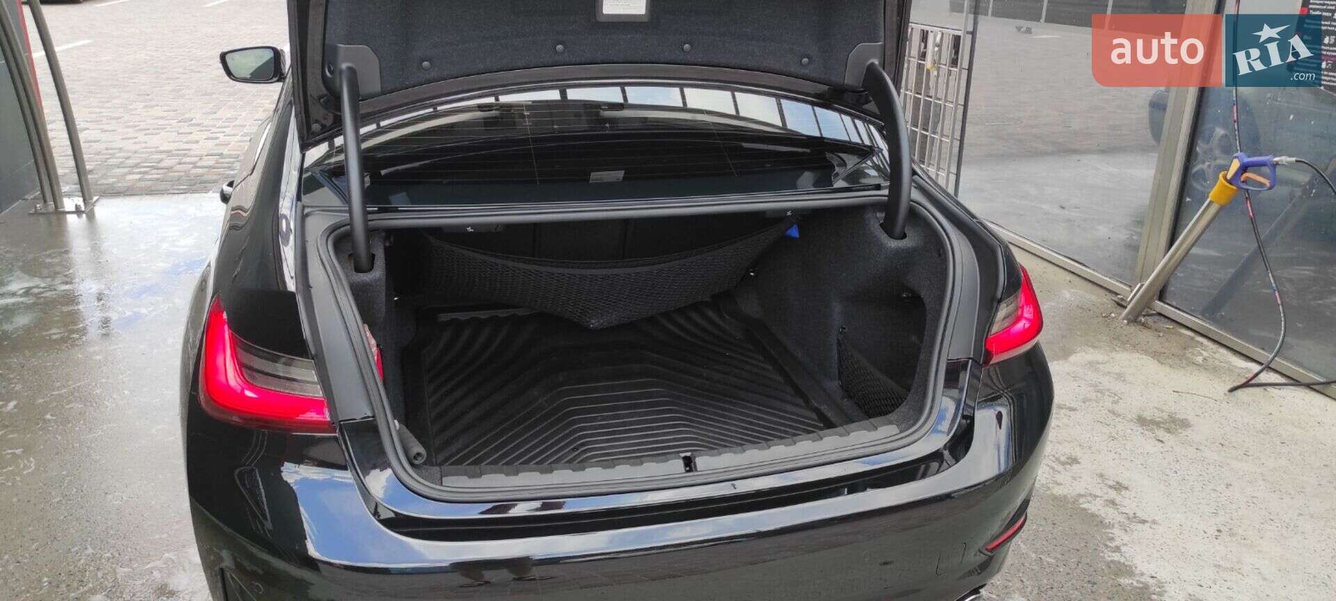 BMW 3 Series 2020 VIN 3MW5R7J0XL8B24593 фото оголошення 2 з 13