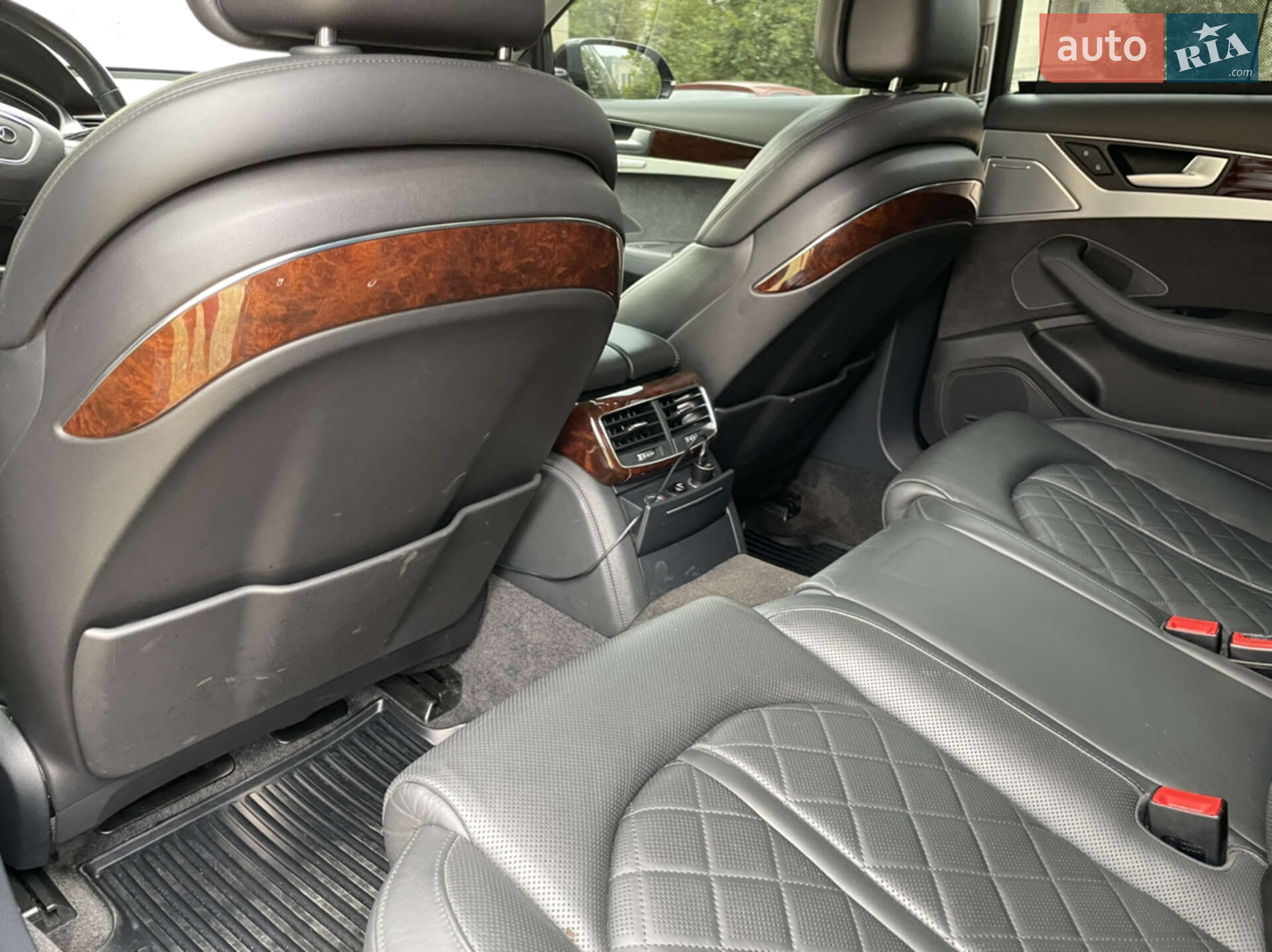 Audi A8 2013 VIN WAUAGAFD9EN003468 фото оголошення 6 з 6