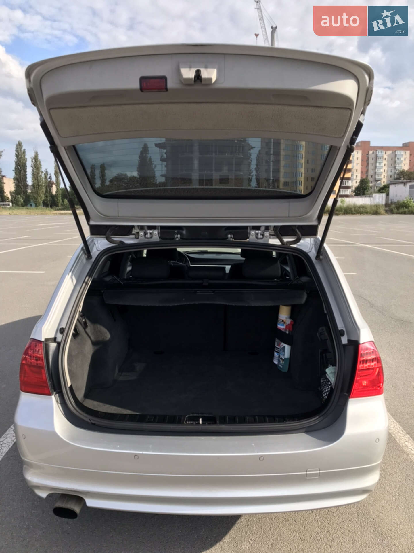 BMW 3 Series 2010 VIN WBAUY51040A888782 фото оголошення 13 з 15