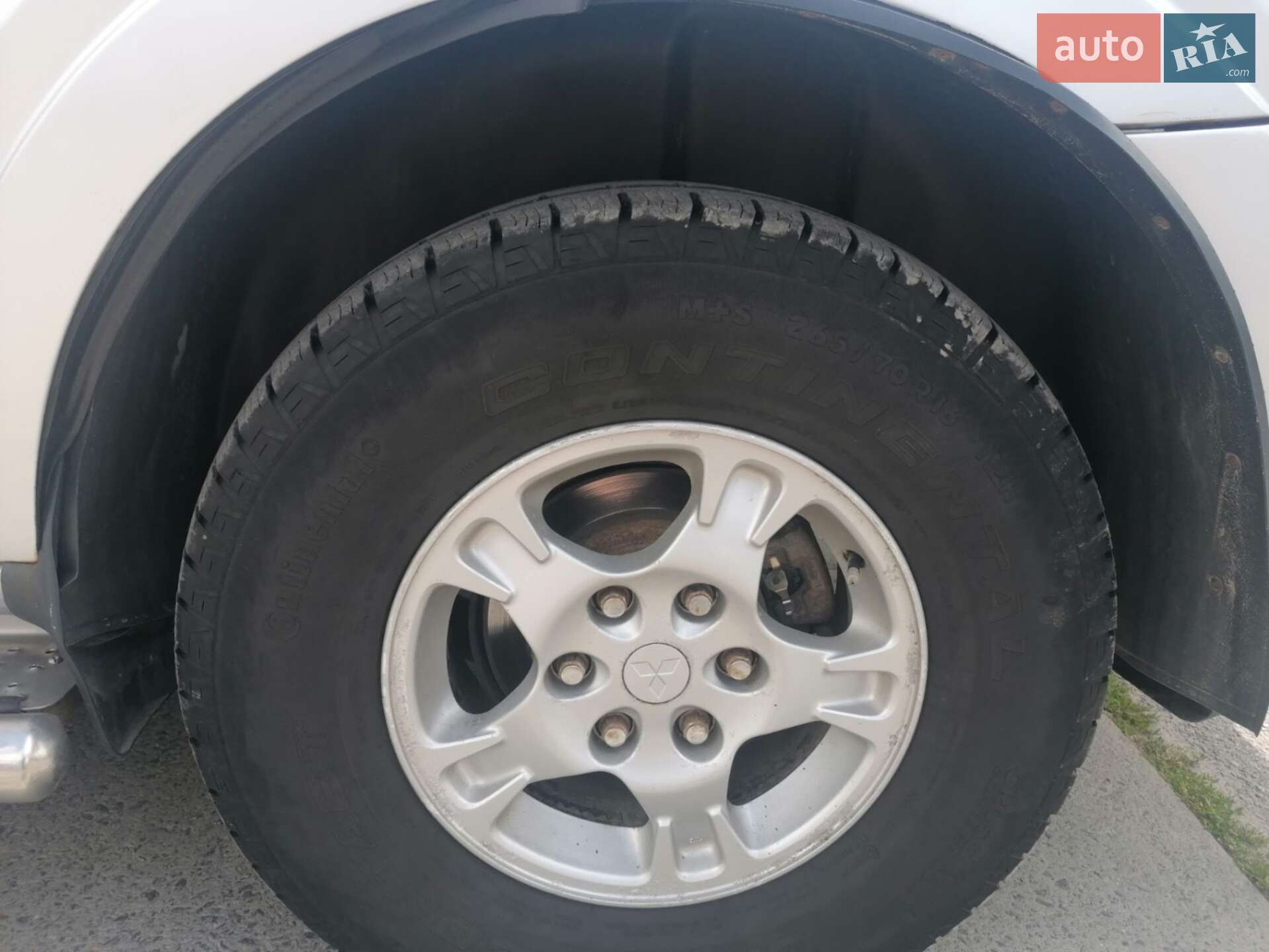 Mitsubishi Pajero Wagon 2000 VIN JMBLNV74W1J000261 фото оголошення 31 з 66