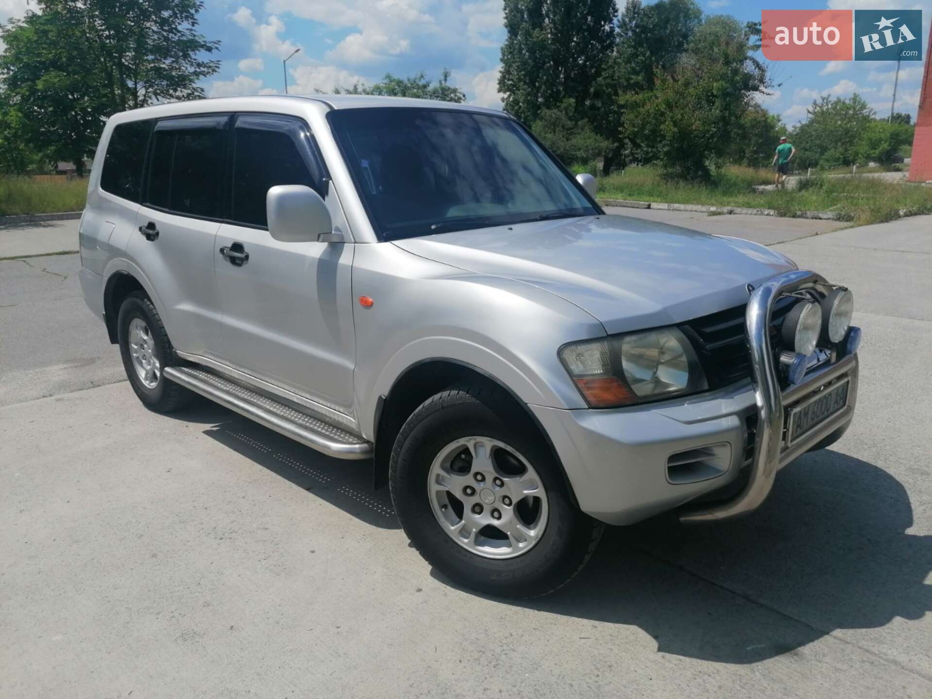 Mitsubishi Pajero Wagon 2000 VIN JMBLNV74W1J000261 фото оголошення 32 з 66