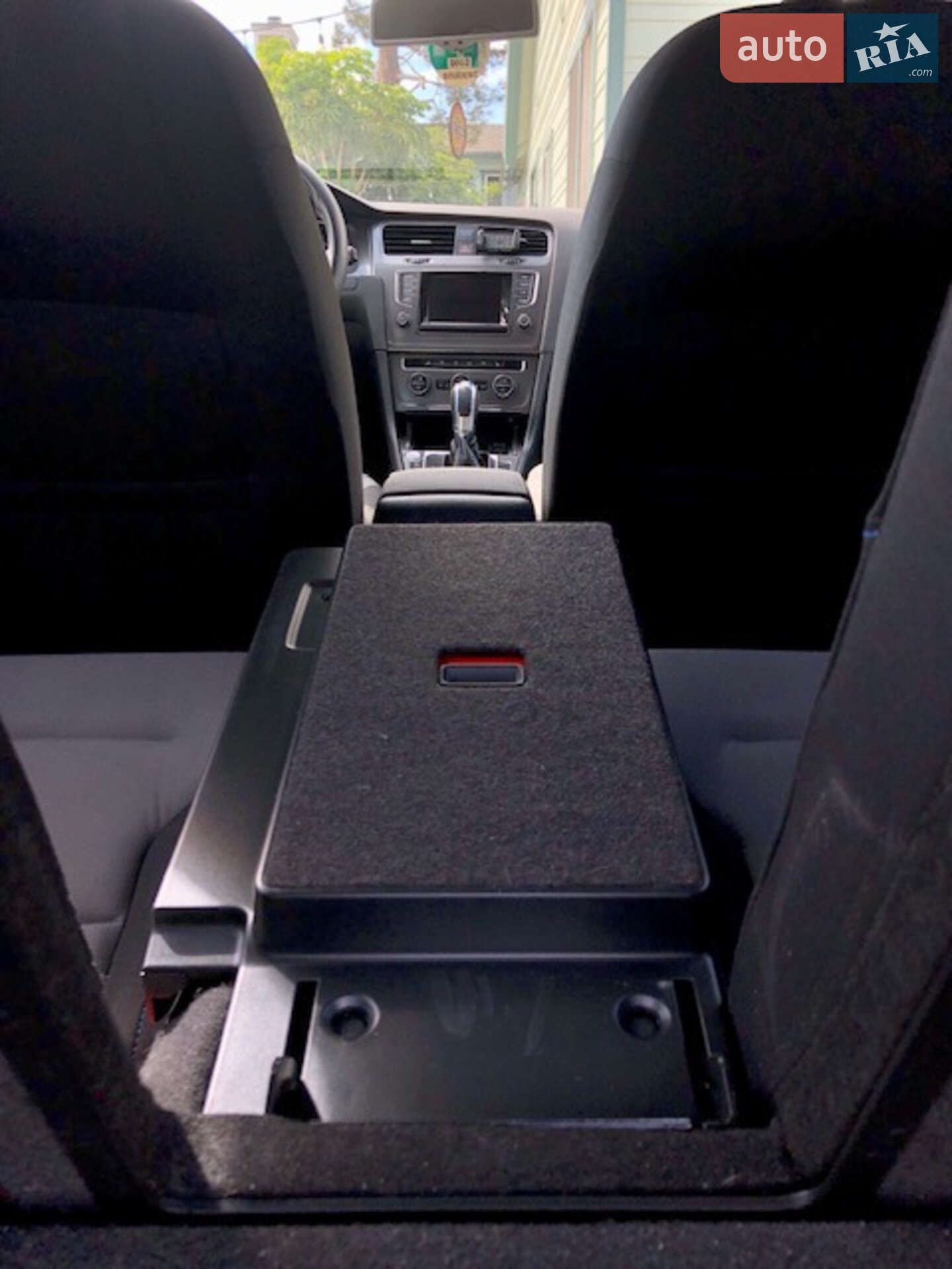 Volkswagen e-Golf 2014 VIN WVWKP7AU4FW905474 фото оголошення 27 з 32
