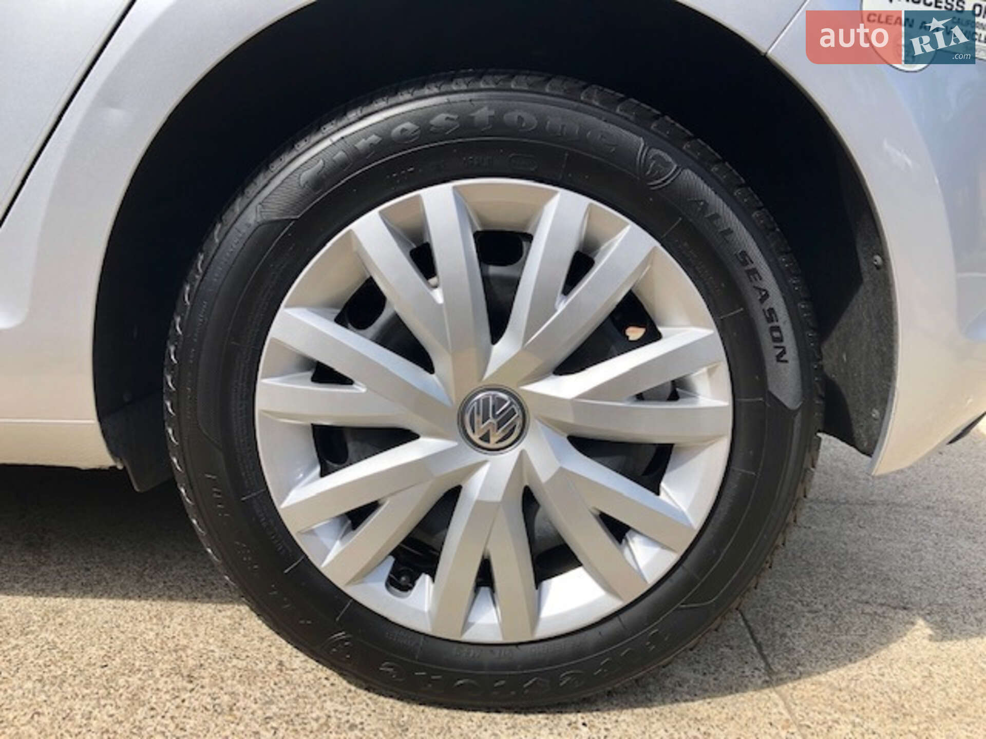Volkswagen e-Golf 2014 VIN WVWKP7AU4FW905474 фото оголошення 25 з 32