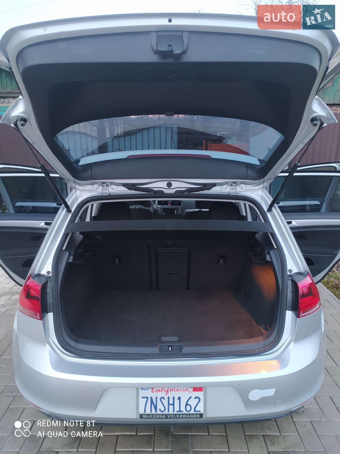 Volkswagen e-Golf 2014 VIN WVWKP7AU4FW905474 фото оголошення 16 з 32