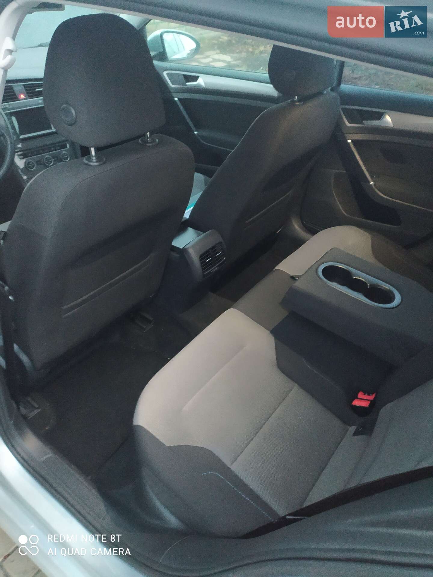 Volkswagen e-Golf 2014 VIN WVWKP7AU4FW905474 фото оголошення 23 з 32