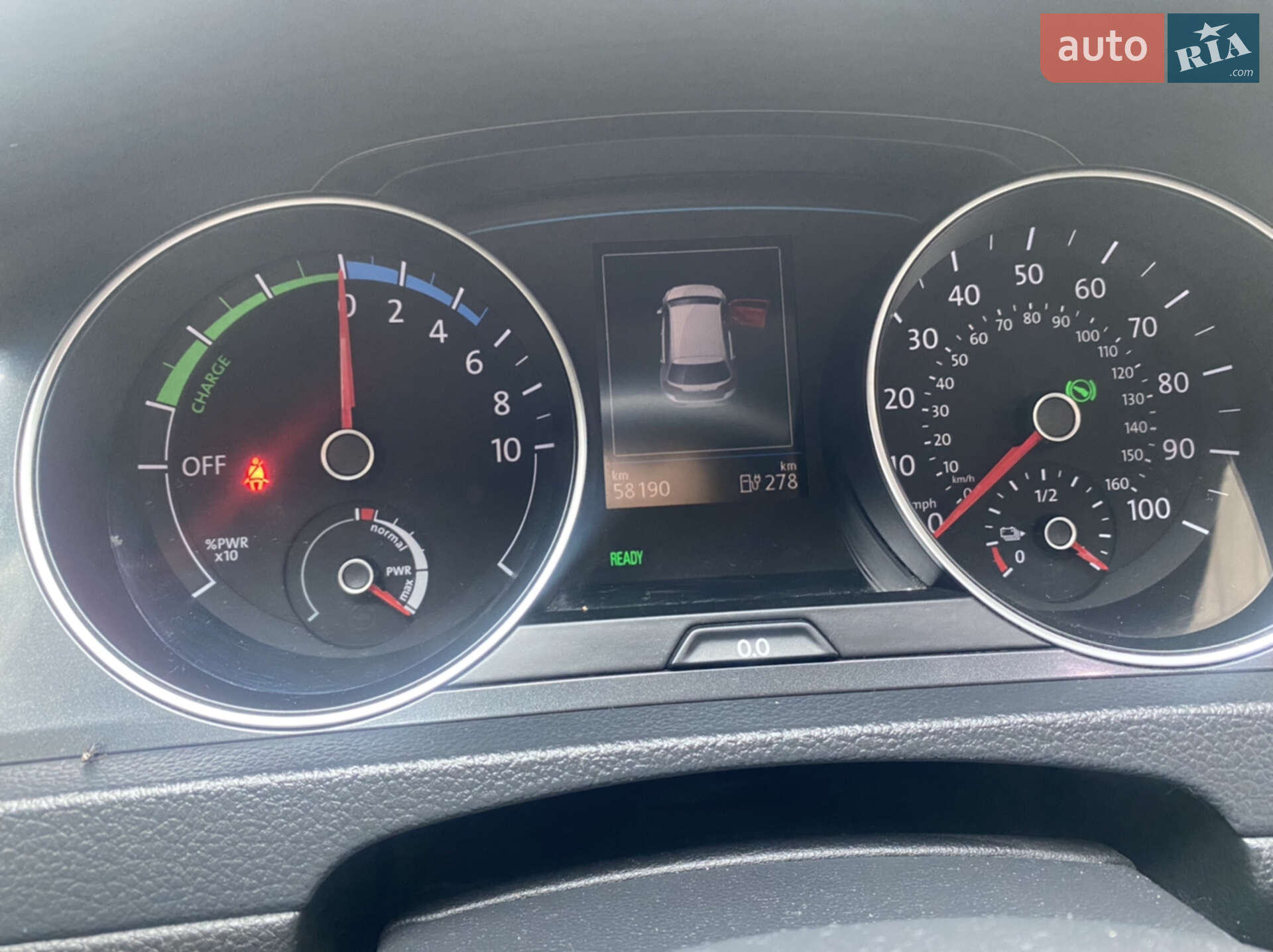 Volkswagen e-Golf 2017 VIN WVWKR7AU9HW954361 фото оголошення 9 з 21