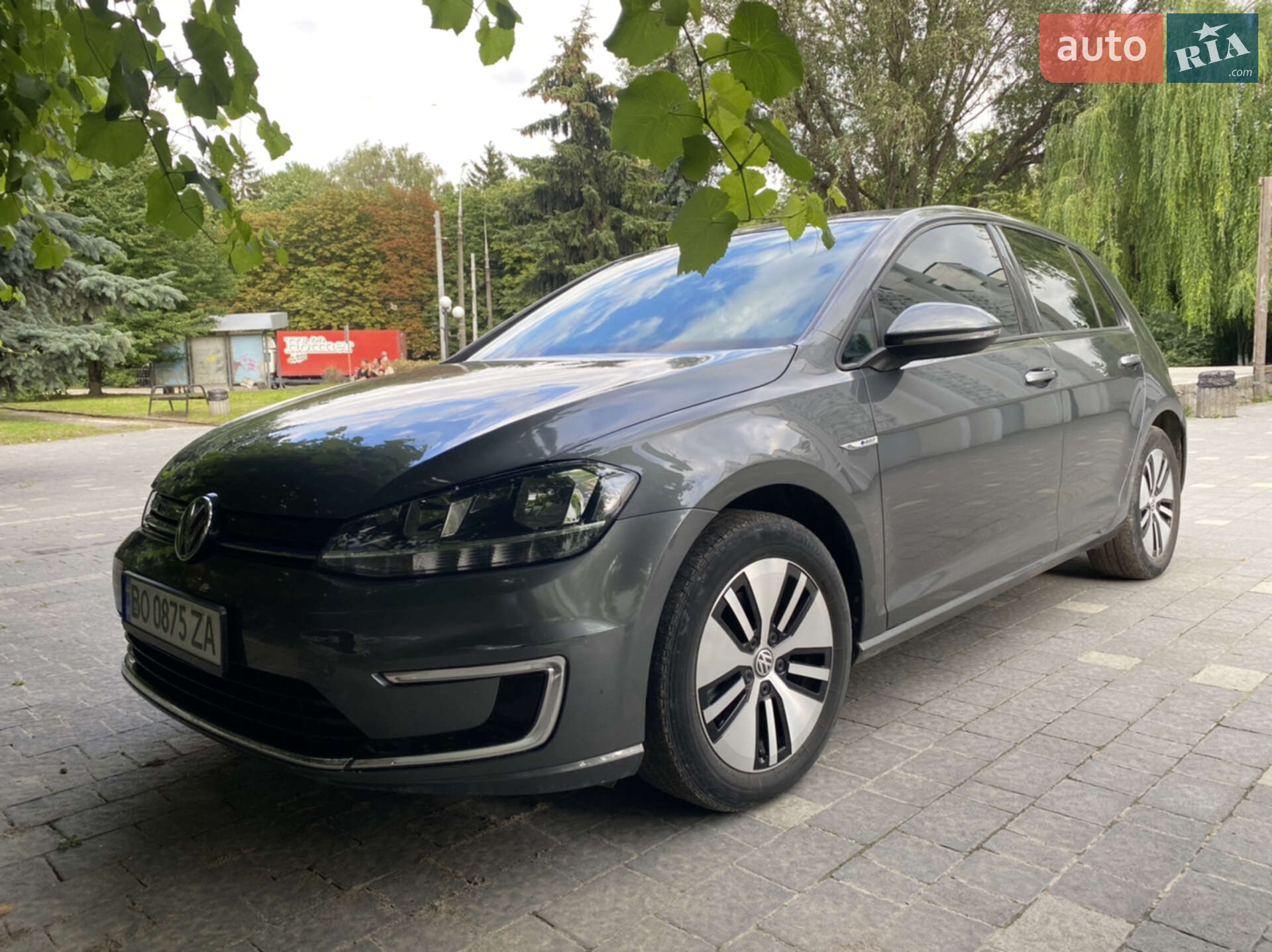 Volkswagen e-Golf 2017 VIN WVWKR7AU9HW954361 фото оголошення 2 з 21