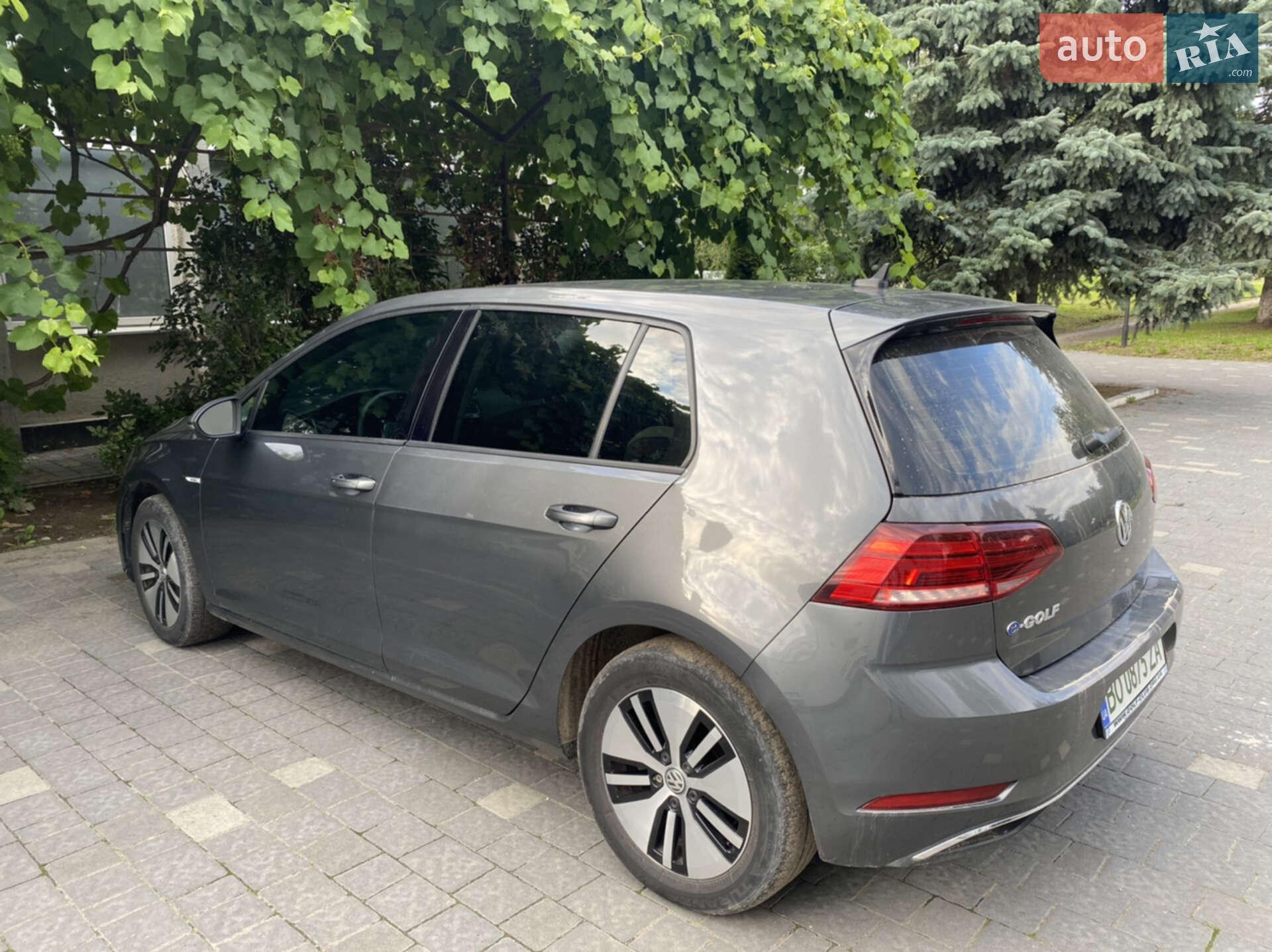 Volkswagen e-Golf 2017 VIN WVWKR7AU9HW954361 фото оголошення 3 з 21