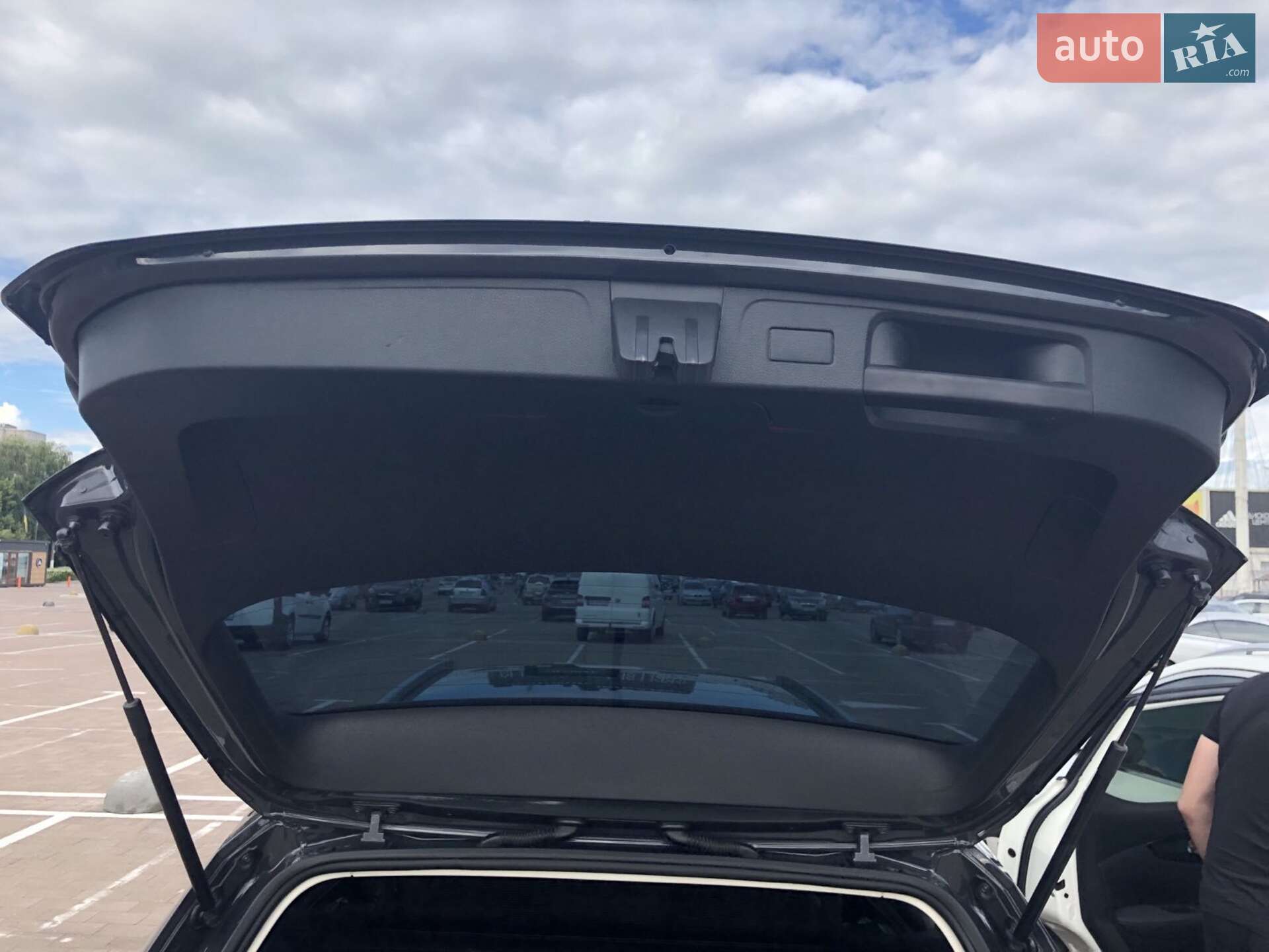 Volkswagen Passat 2015 VIN WVWZZZ3CZFE503827 фото оголошення 8 з 26