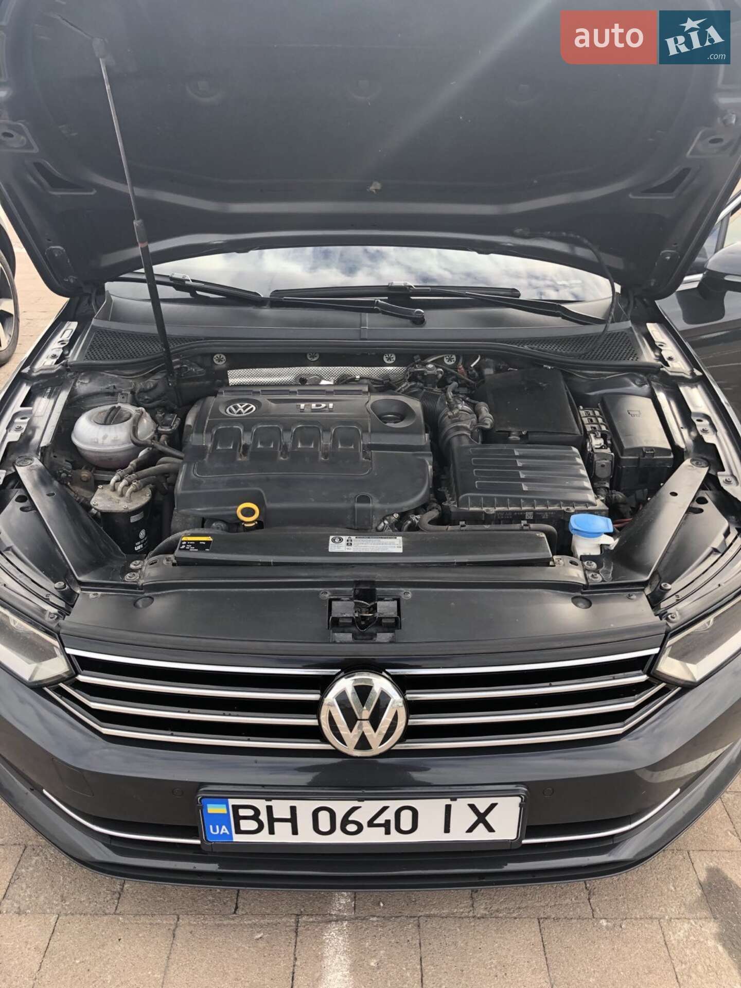 Volkswagen Passat 2015 VIN WVWZZZ3CZFE503827 фото оголошення 10 з 26