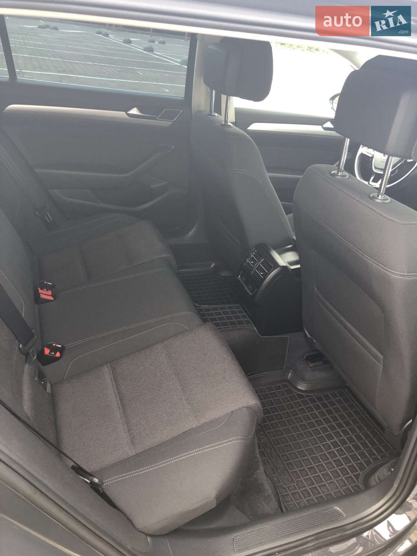 Volkswagen Passat 2015 VIN WVWZZZ3CZFE503827 фото оголошення 13 з 26