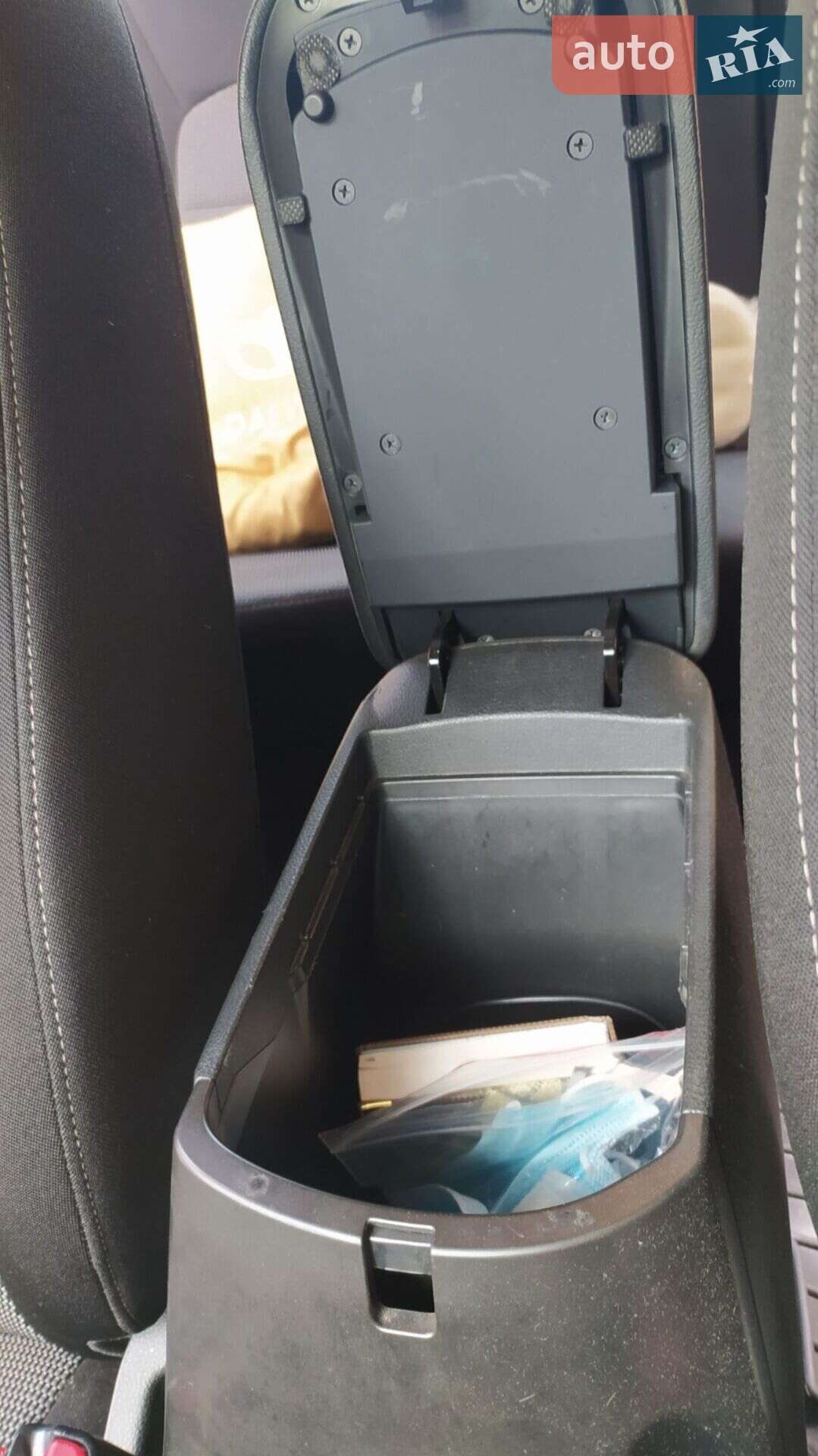 Kia Forte 2018 VIN 3KPFK4A71JE259709 фото оголошення 22 з 34
