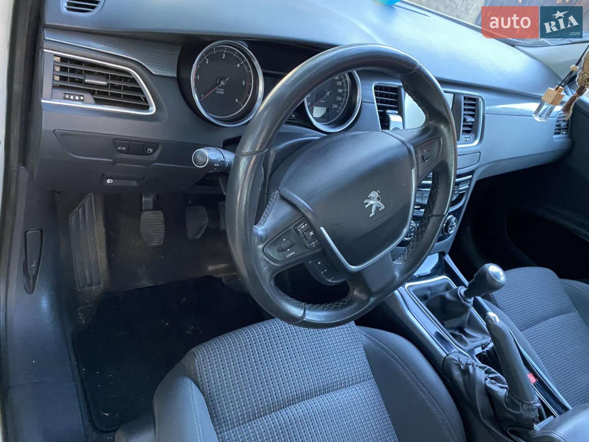 Peugeot 508 2014 VIN VF38D9HD8EL038464 фото оголошення 2 з 9