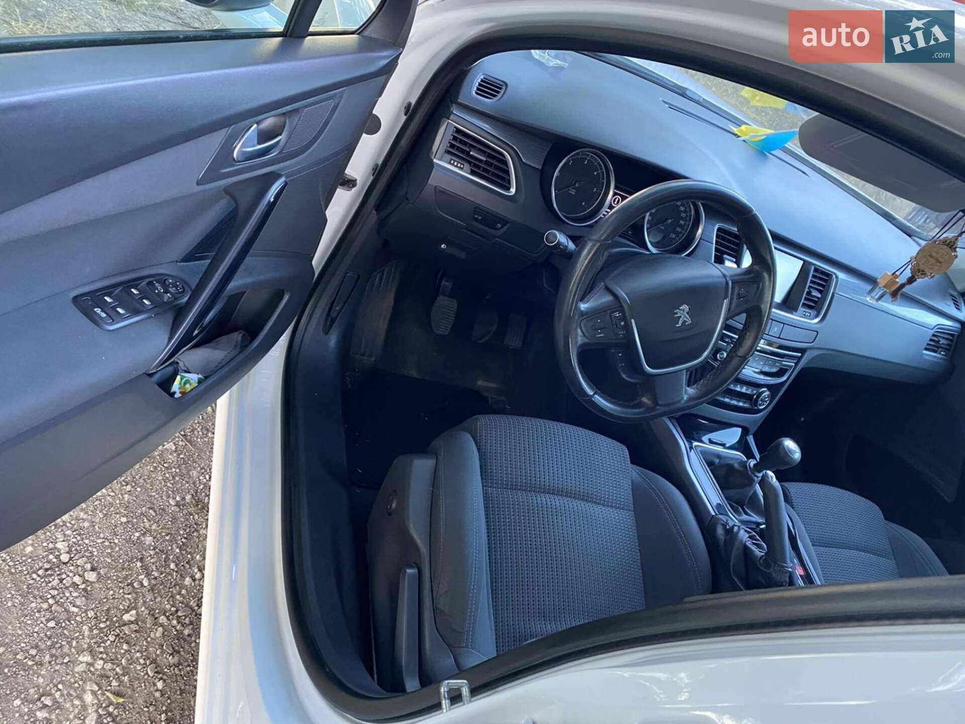Peugeot 508 2014 VIN VF38D9HD8EL038464 фото оголошення 8 з 9