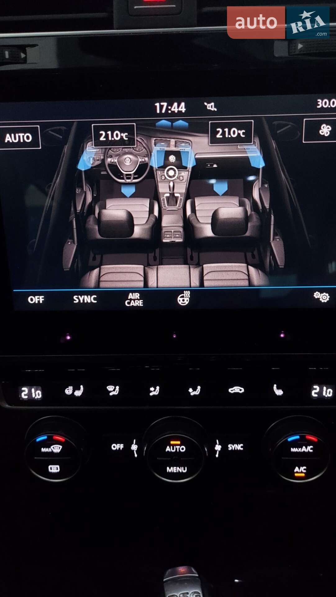 Volkswagen Golf 2017 VIN WVWZZZAUZJP519581 фото оголошення 25 з 30
