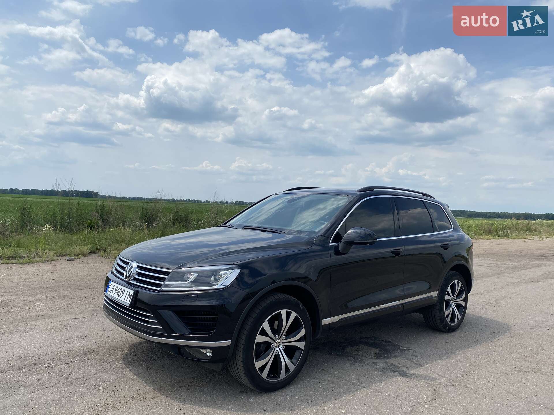 Volkswagen Touareg 2016 VIN WVGZZZ7PZGD030600 фото оголошення 29 з 30