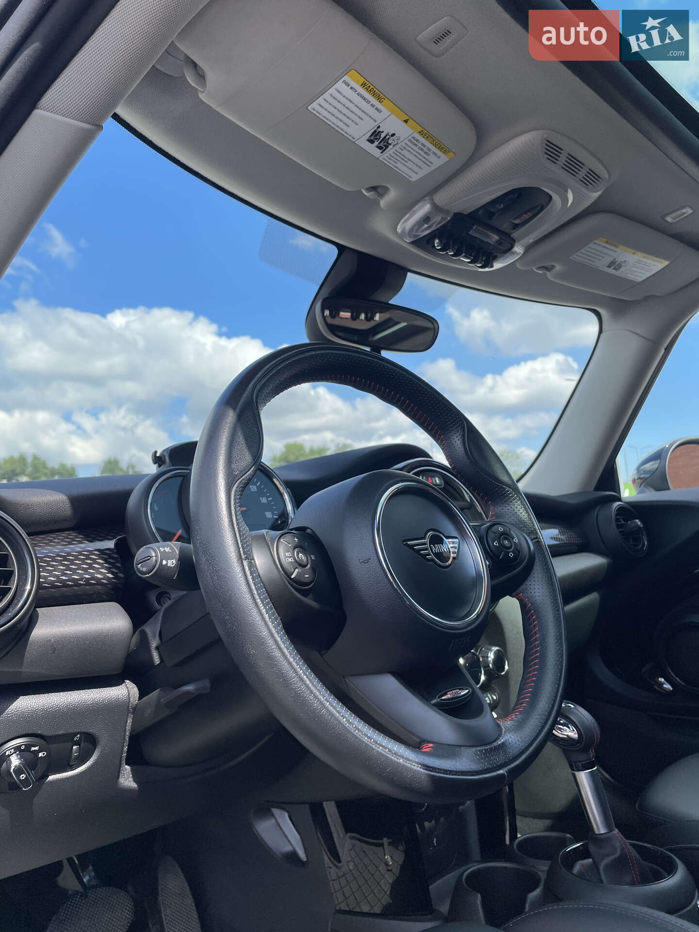 MINI Hatch 2019 VIN WMWXP7C57K2A54350 фото оголошення 14 з 22