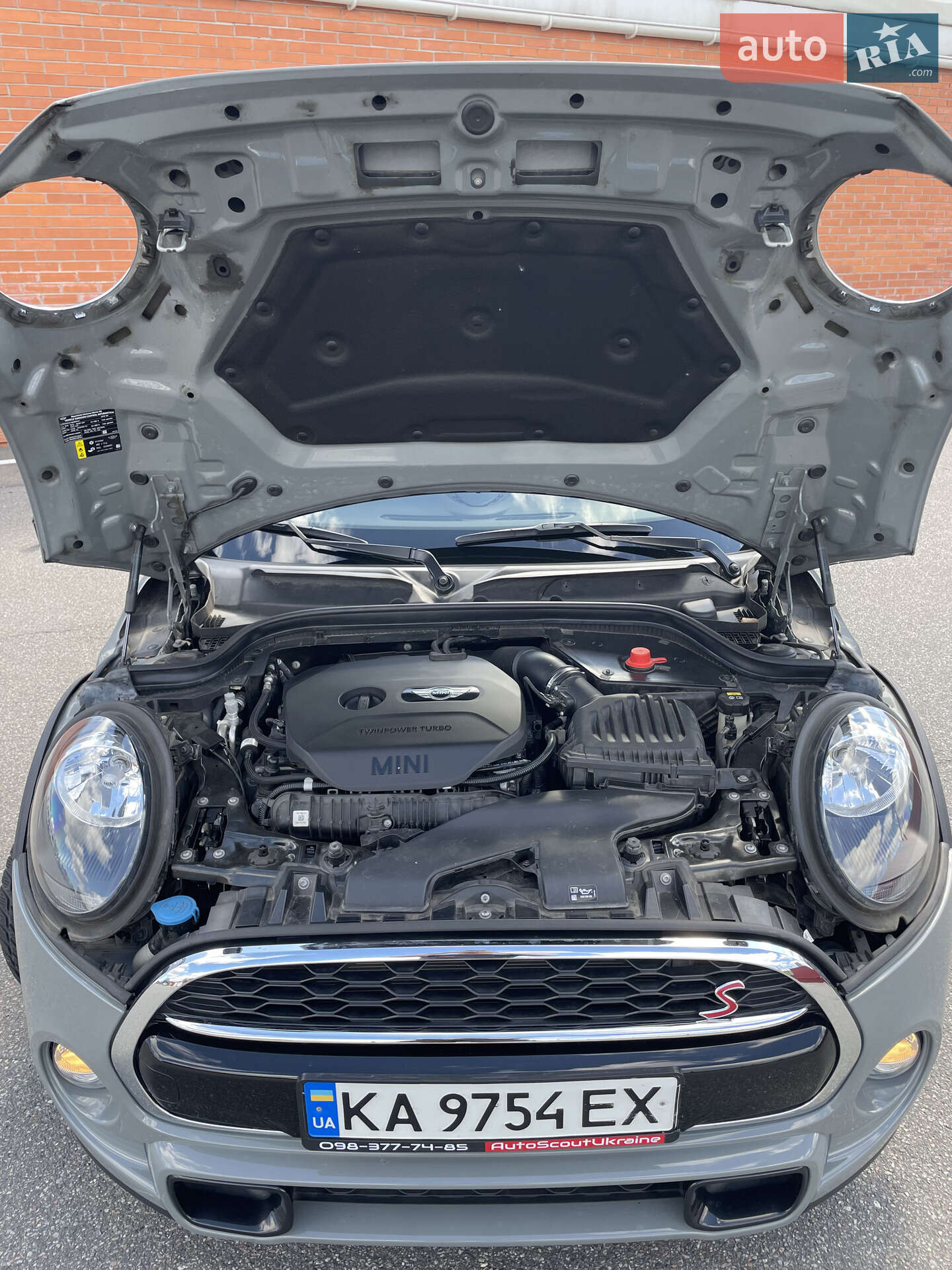 MINI Hatch 2019 VIN WMWXP7C57K2A54350 фото оголошення 19 з 22