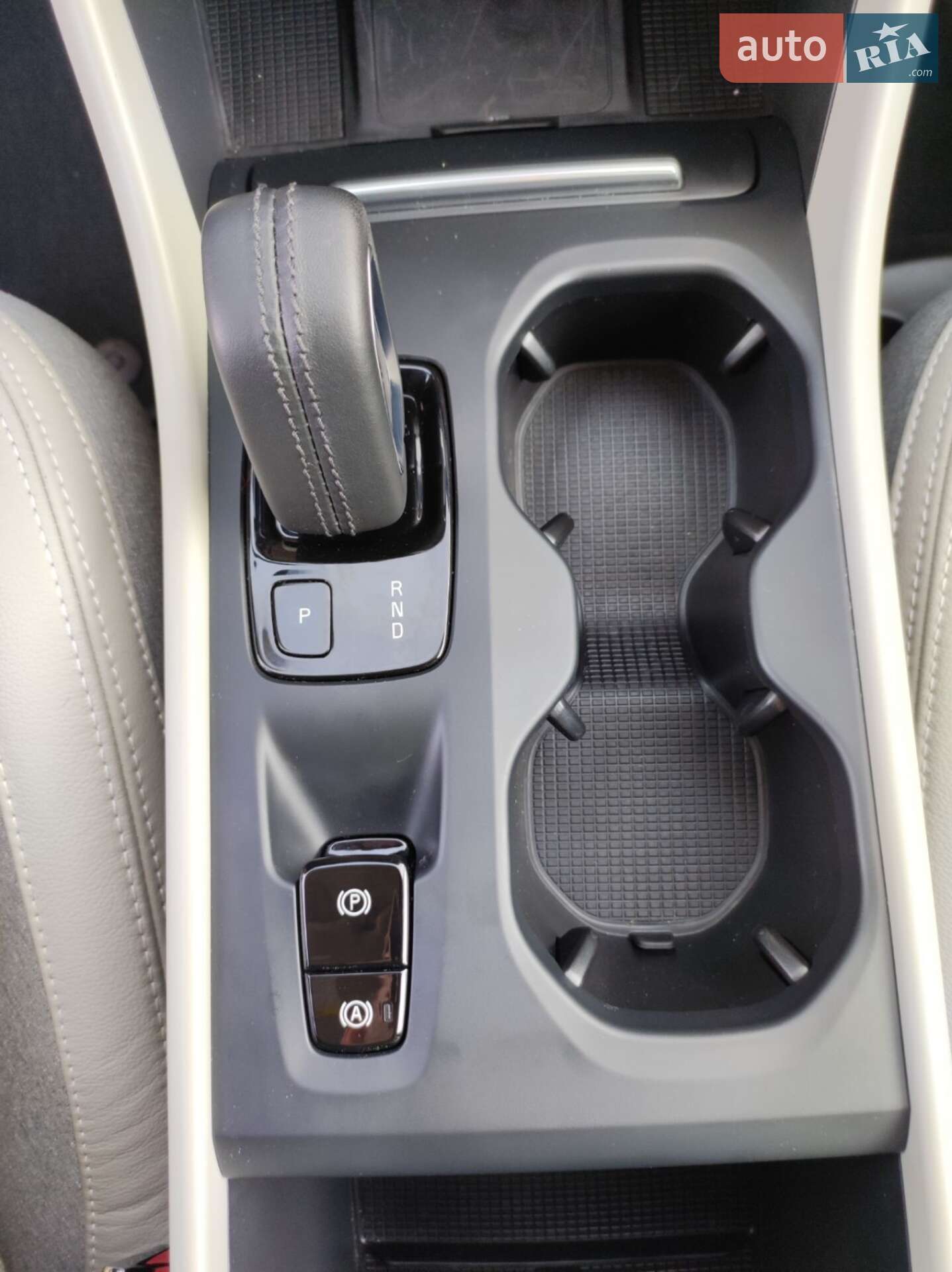 Volvo XC40 2019 VIN YV4AC2HK9L2224824 фото оголошення 22 з 41