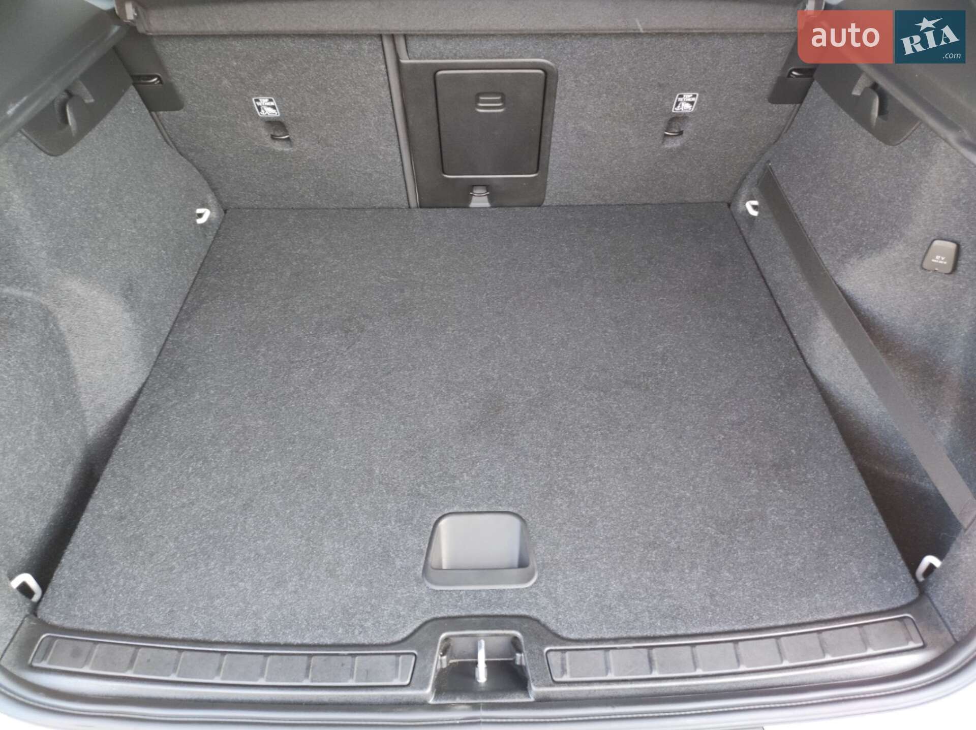 Volvo XC40 2019 VIN YV4AC2HK9L2224824 фото оголошення 33 з 33