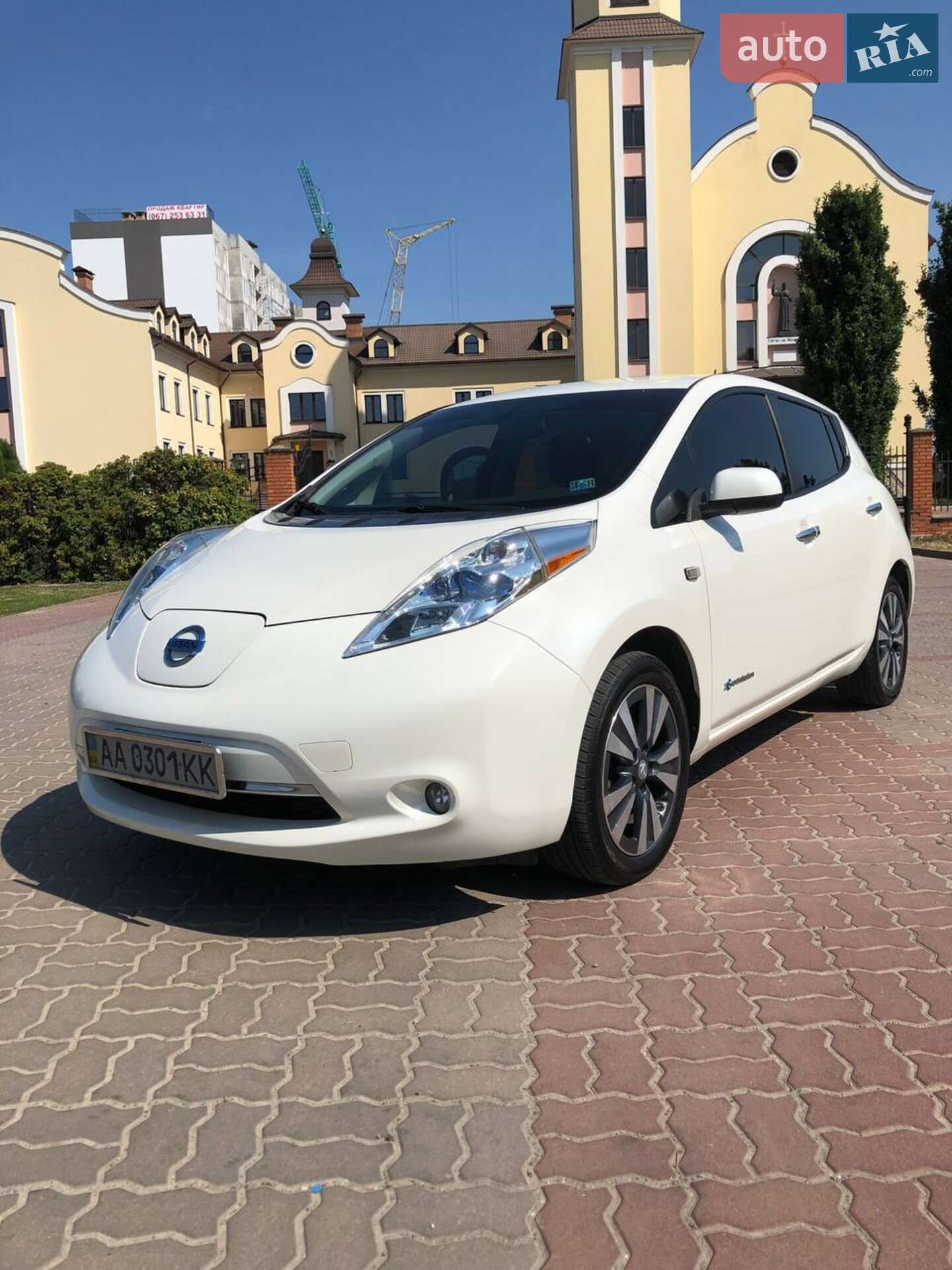Nissan Leaf 2015 VIN 1N4AZ0CP2FC328634 фото оголошення 5 з 15
