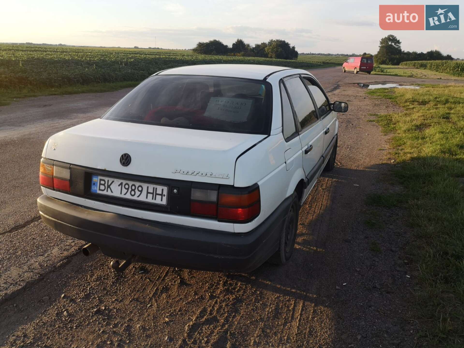 Volkswagen Passat 1993 VIN WVWZZZ31ZPE122047 фото оголошення 5 з 12