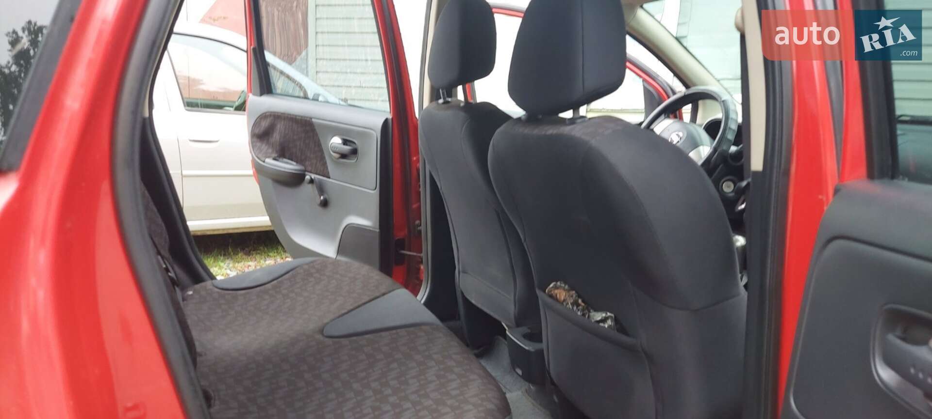 Nissan Note 2007 VIN SJNFCAE11U1132975 фото оголошення 4 з 9