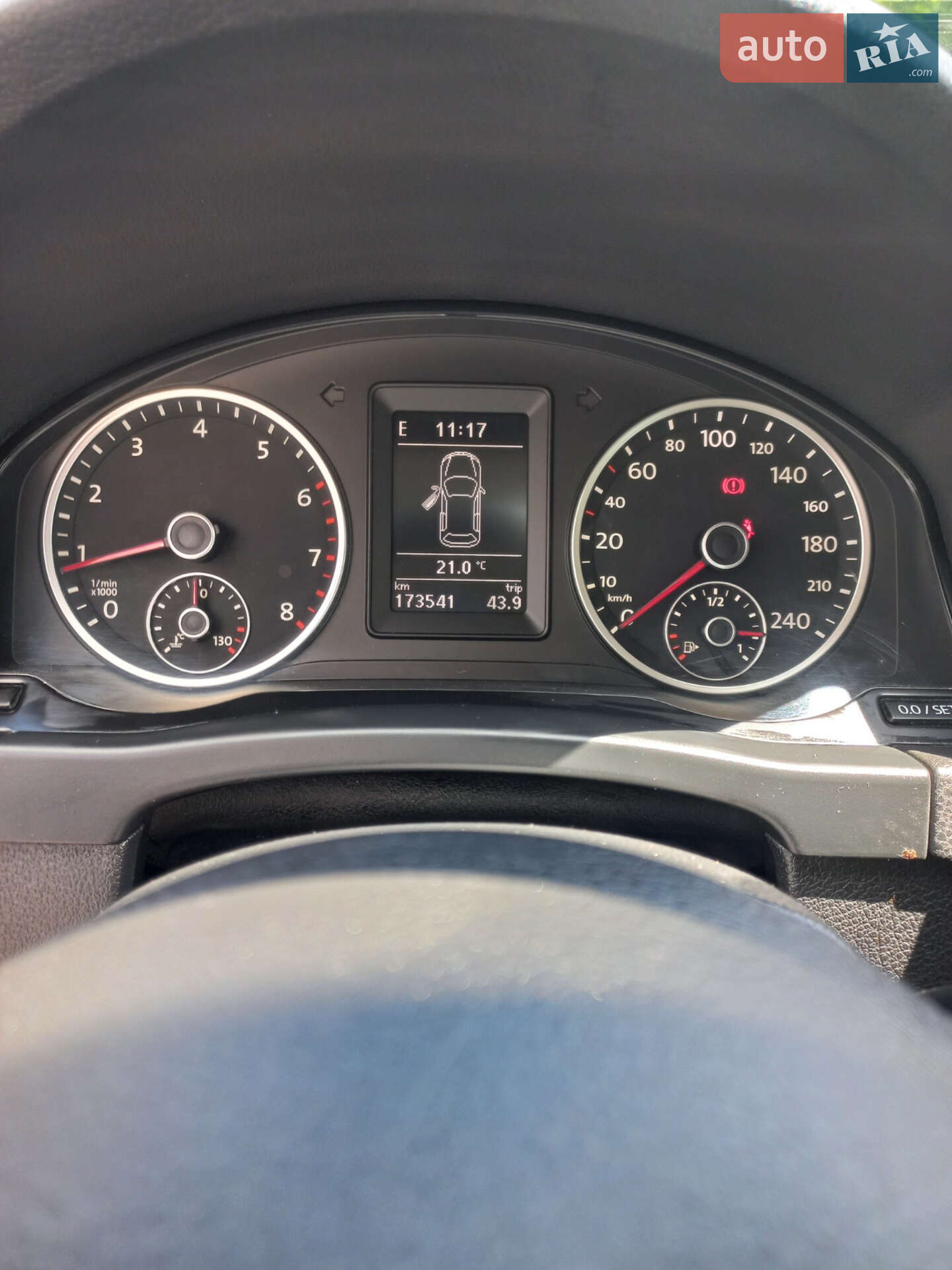 Volkswagen Tiguan 2011 VIN WVGZZZ5NZBW091416 фото оголошення 4 з 7
