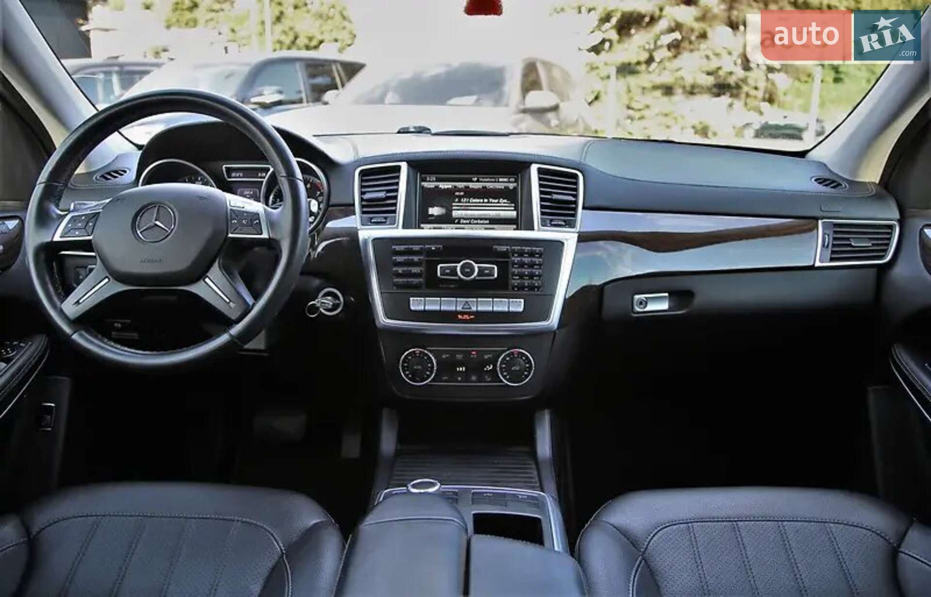 Mercedes-Benz GL-Class 2013 VIN 4JGDF7CE8EA337738 фото оголошення 4 з 21