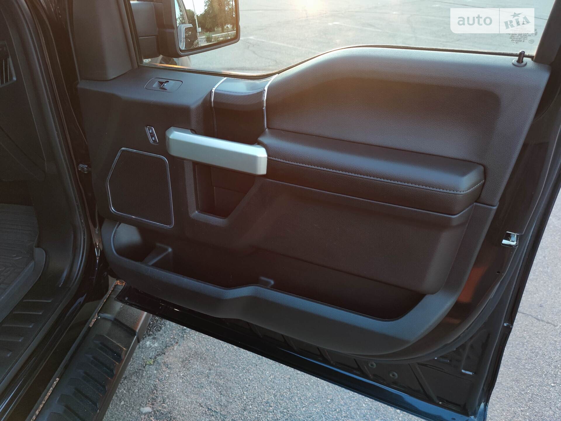 Ford F-150 2018 VIN 1FTFW1E50KKC28591 фото оголошення 7 з 29