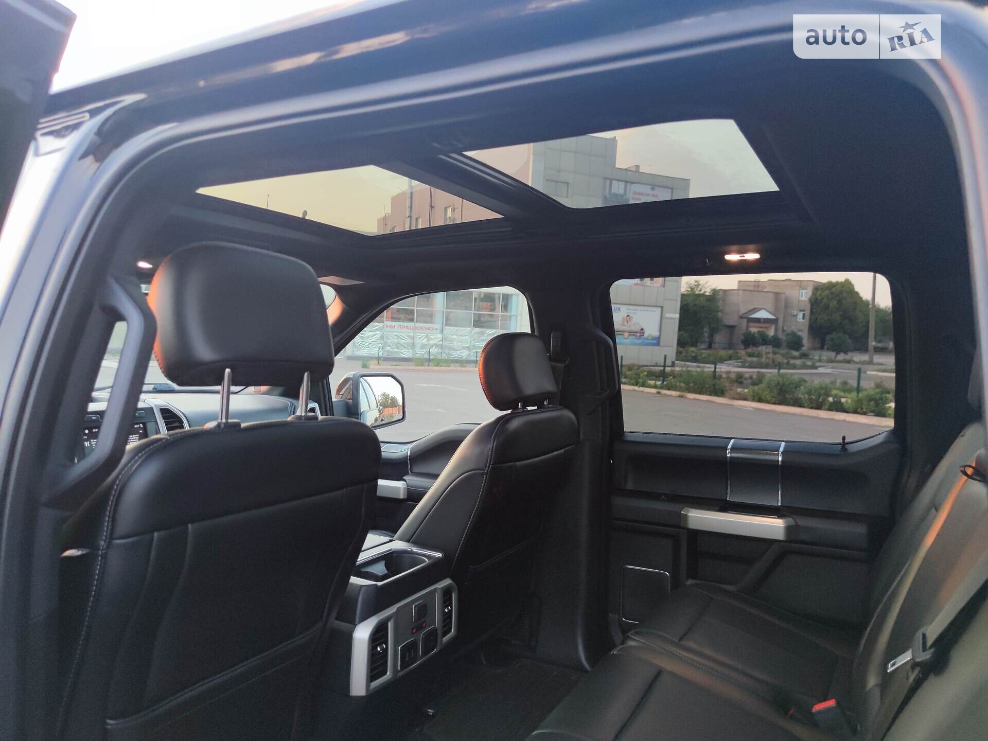 Ford F-150 2018 VIN 1FTFW1E50KKC28591 фото оголошення 19 з 29