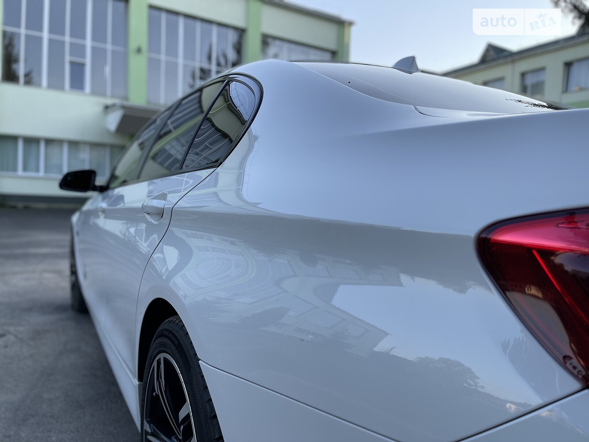 BMW 5 Series 2014 VIN WBA5B91060D567760 фото оголошення 12 з 64