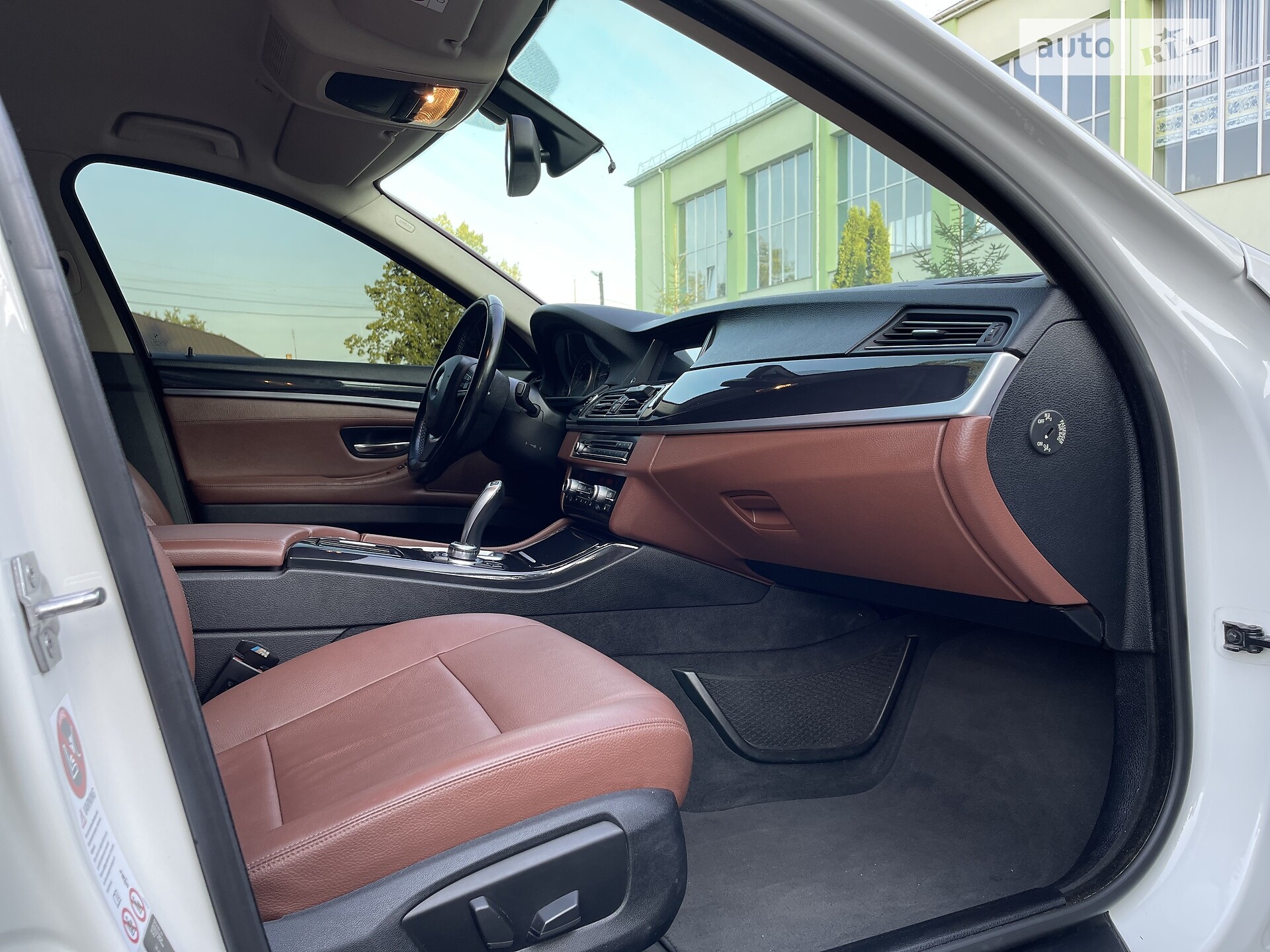 BMW 5 Series 2014 VIN WBA5B91060D567760 фото оголошення 29 з 64