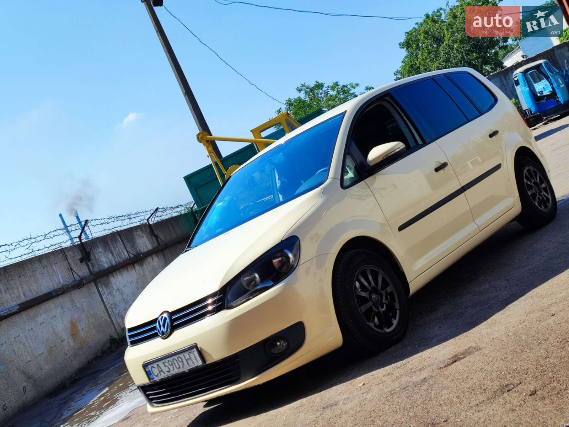 Volkswagen Touran 2011 VIN WVGZZZ1TZCW013276 фото оголошення 4 з 18