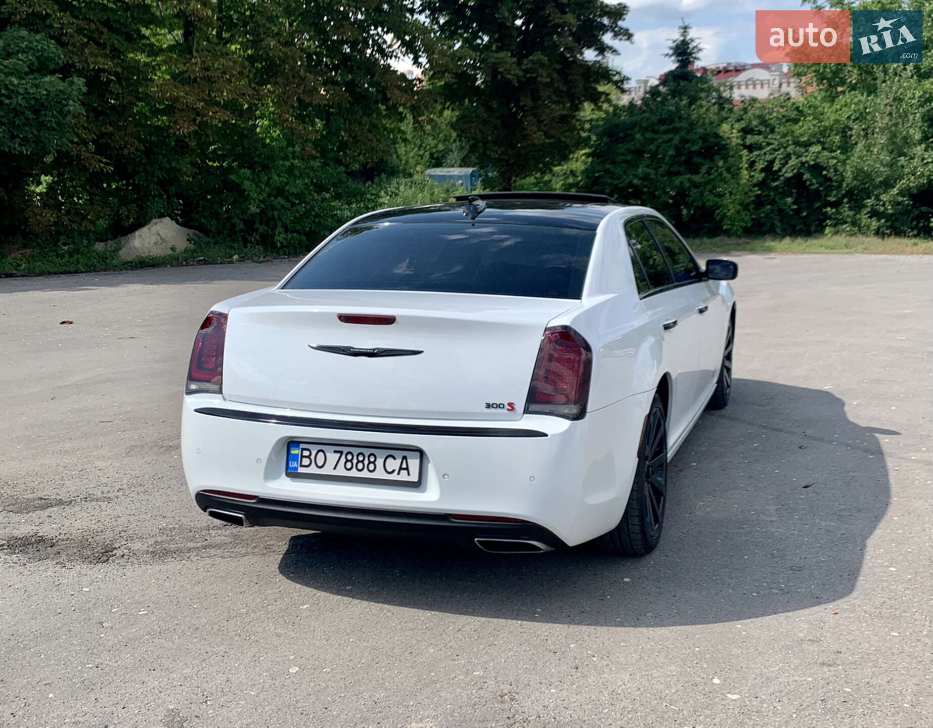 Chrysler 300 S 2018 VIN 2C3CCABG9JH234885 фото оголошення 8 з 76