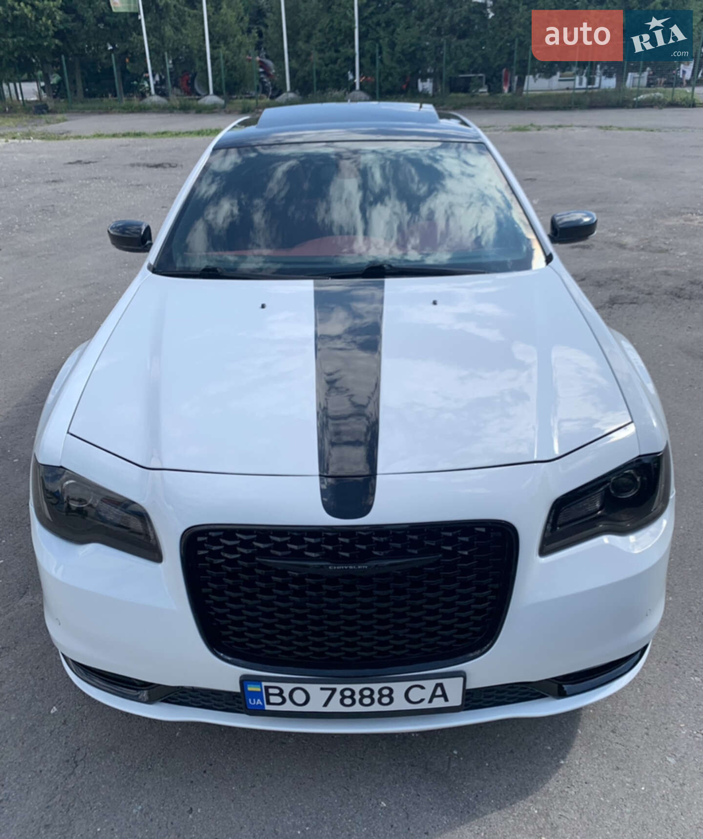 Chrysler 300 S 2018 VIN 2C3CCABG9JH234885 фото оголошення 12 з 76